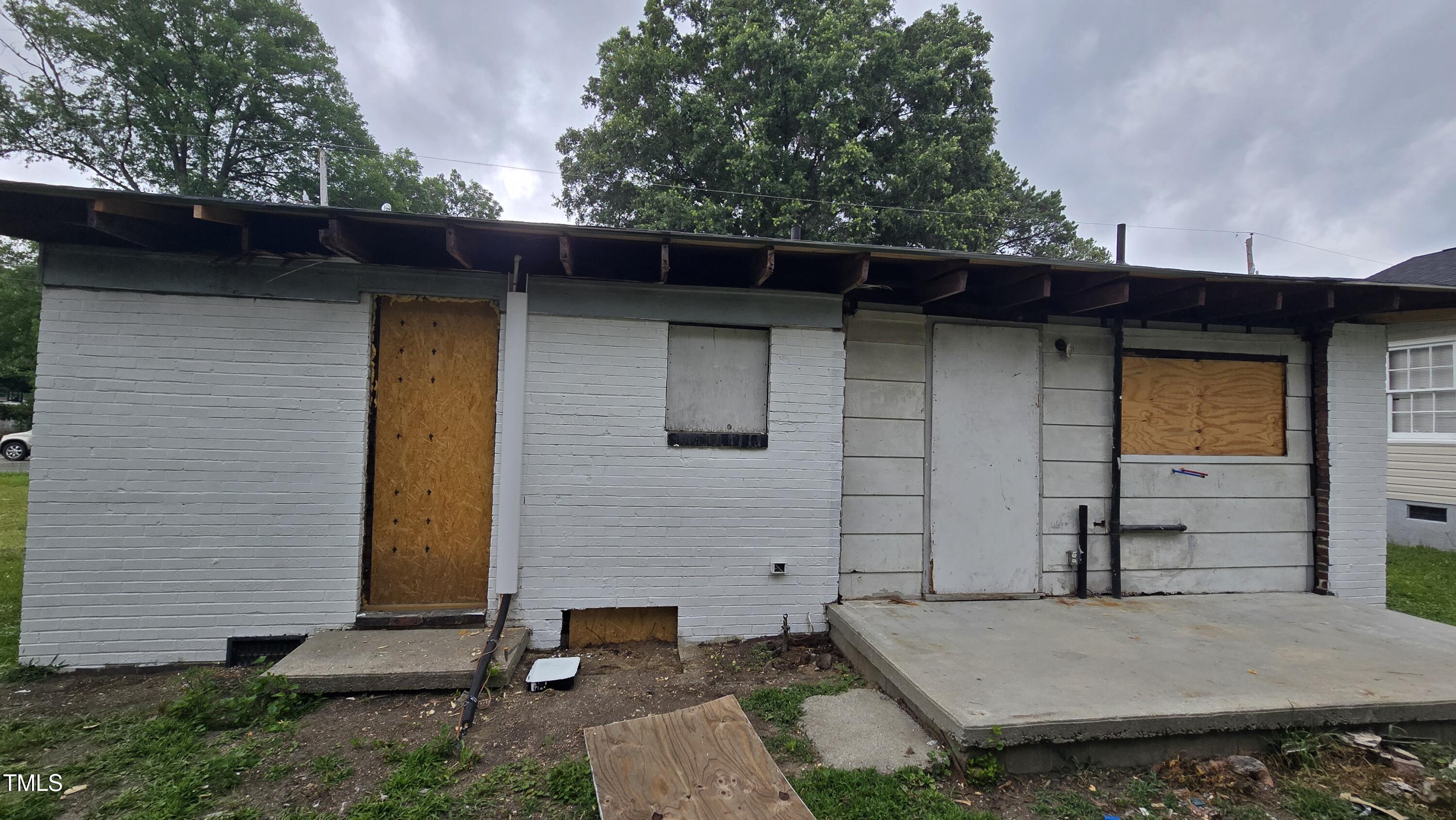 807 Irma Street Se Property Photo 7