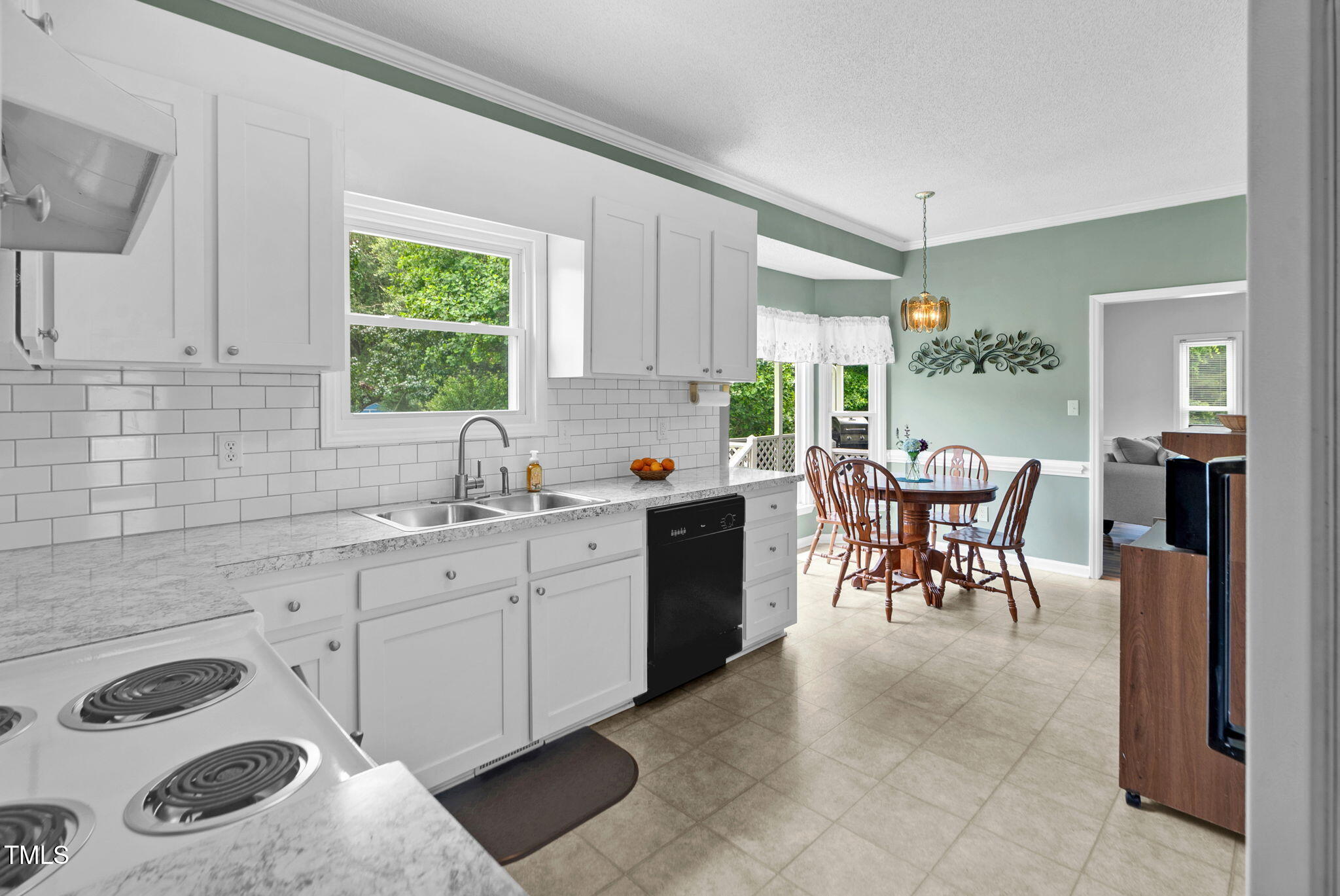 209 Bradley Drive Property Photo 11