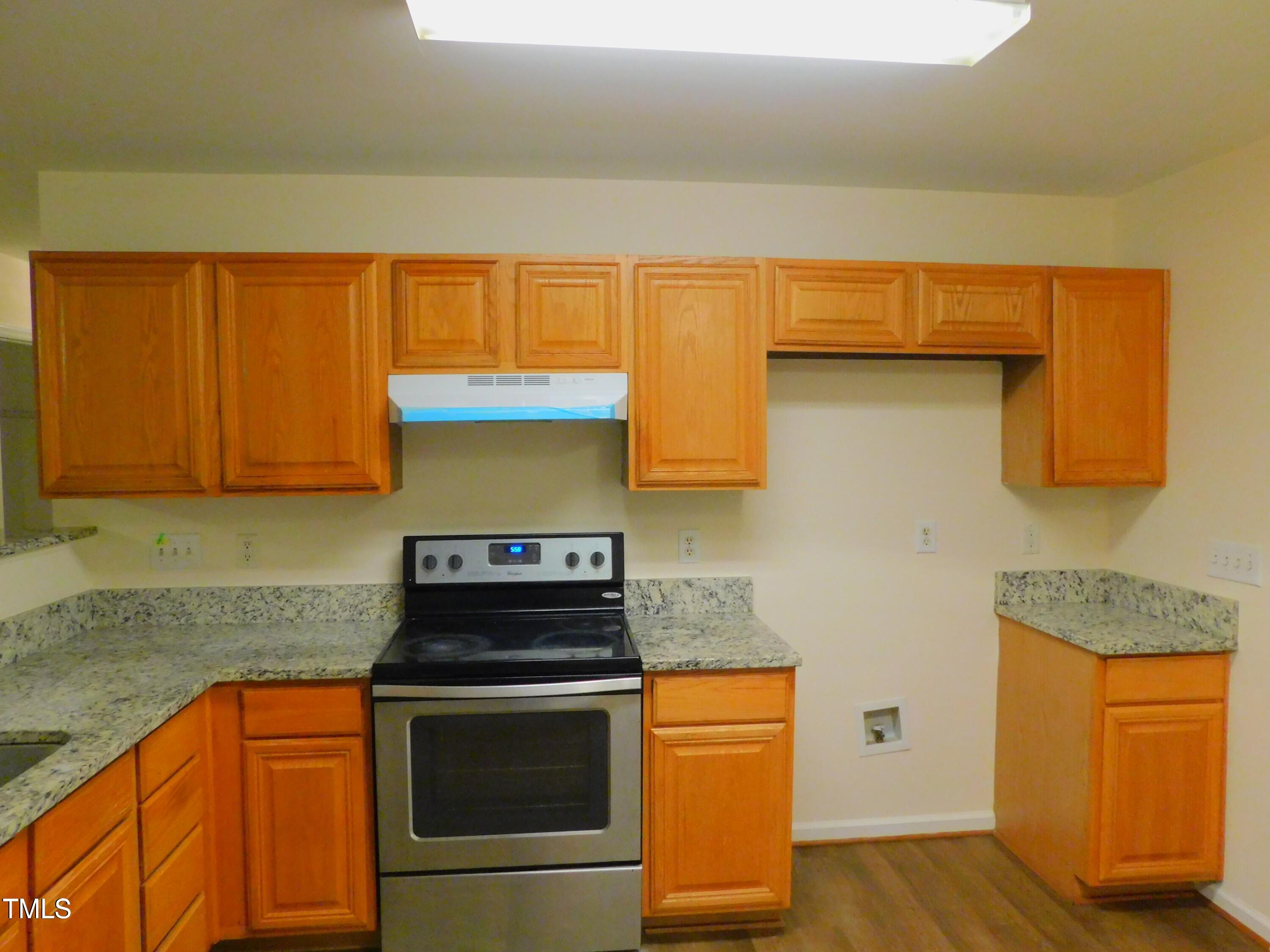1098 Blackstone Drive Property Photo 5