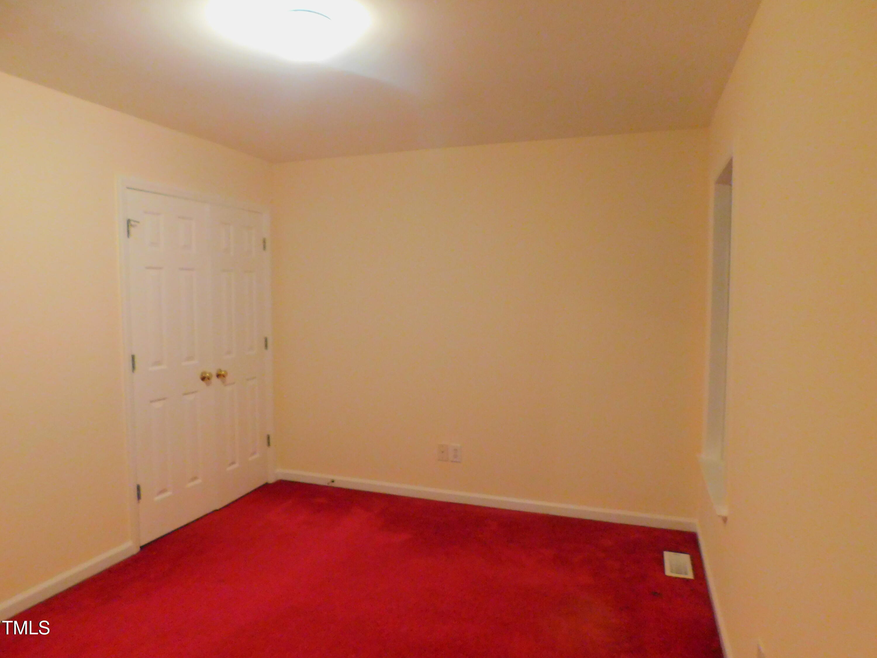 1098 Blackstone Drive Property Photo 8