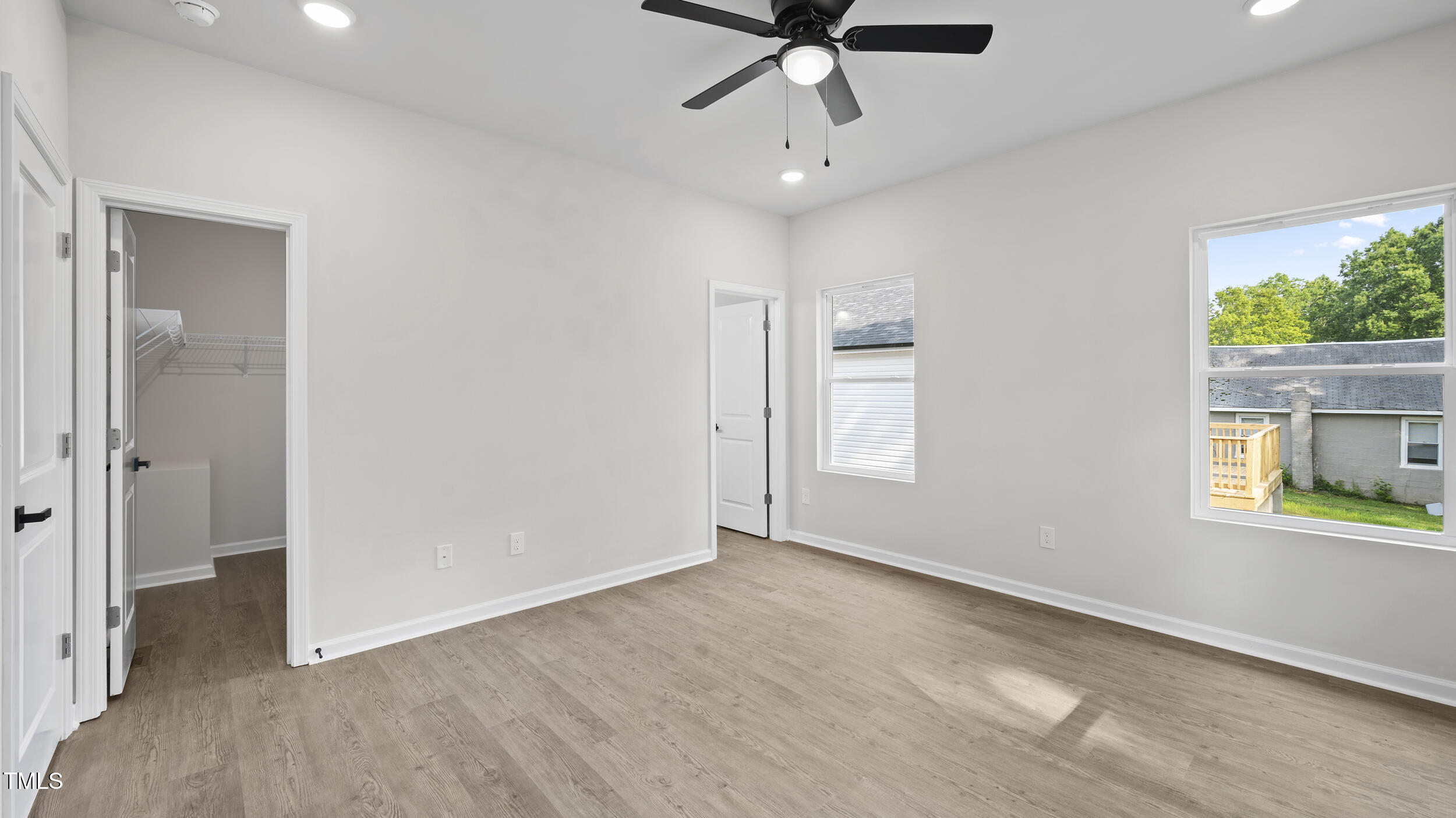 2305 Pinecroft Drive Property Photo 14