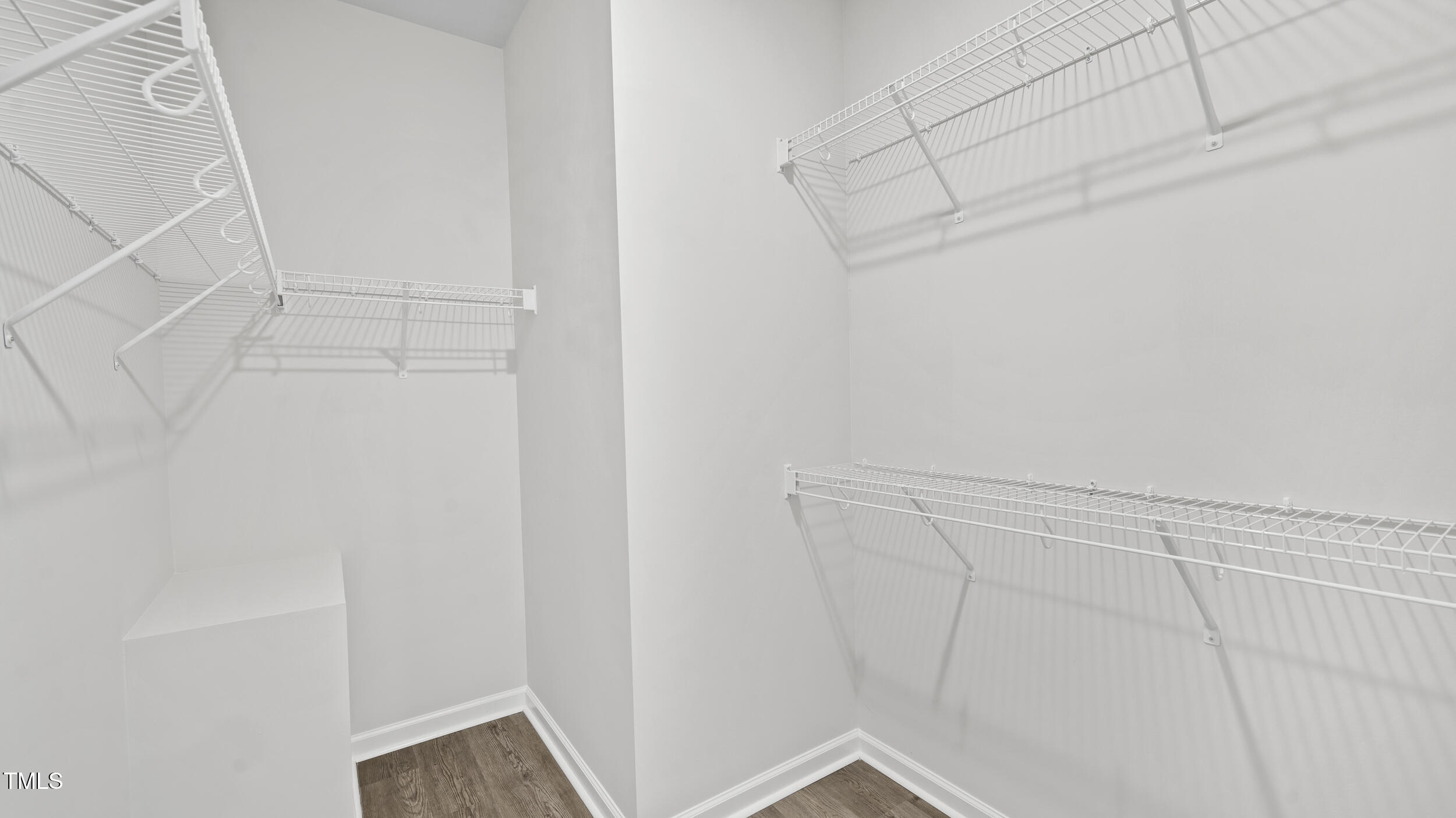 2305 Pinecroft Drive Property Photo 25