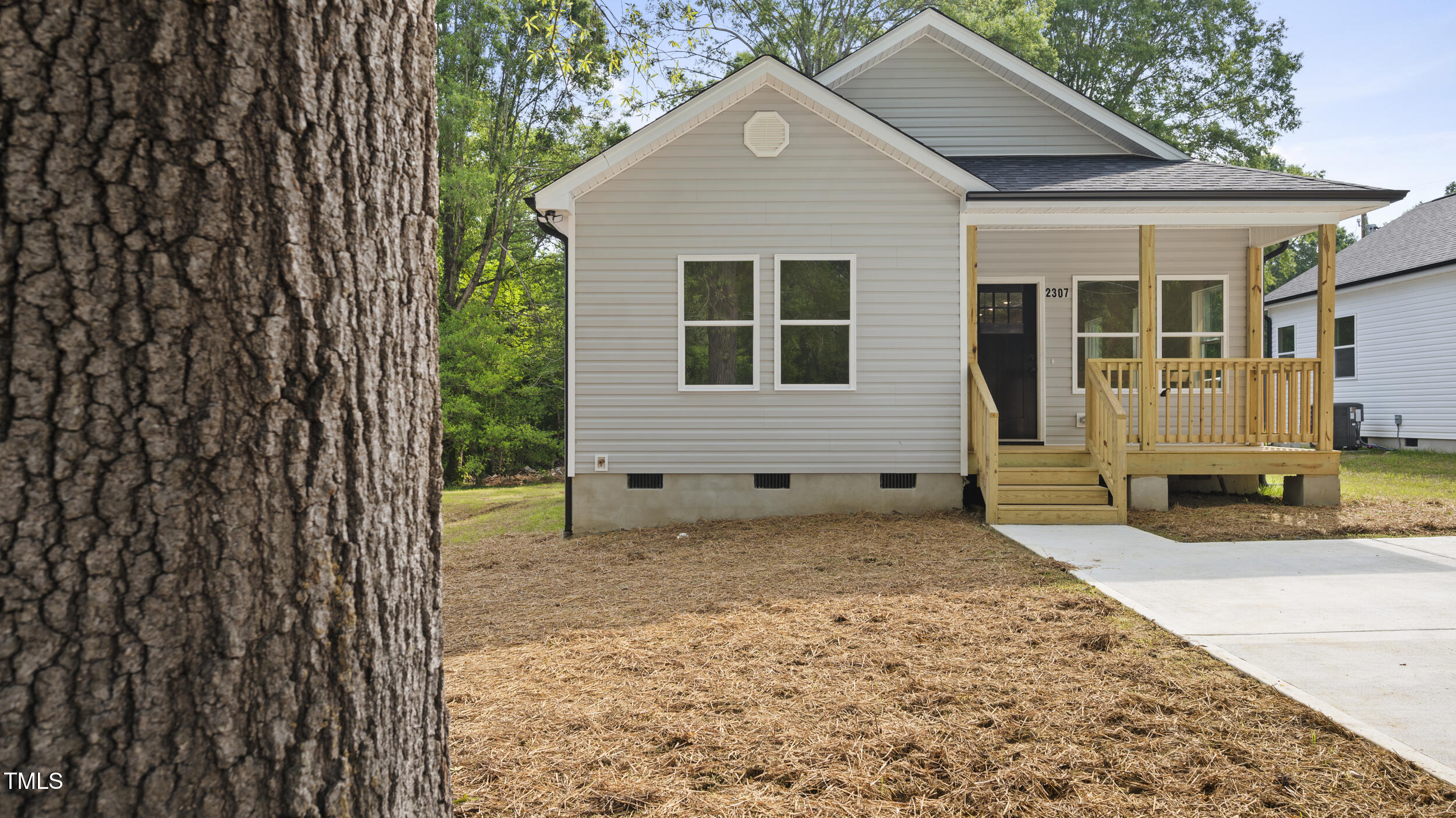 2305 Pinecroft Drive Property Photo 27