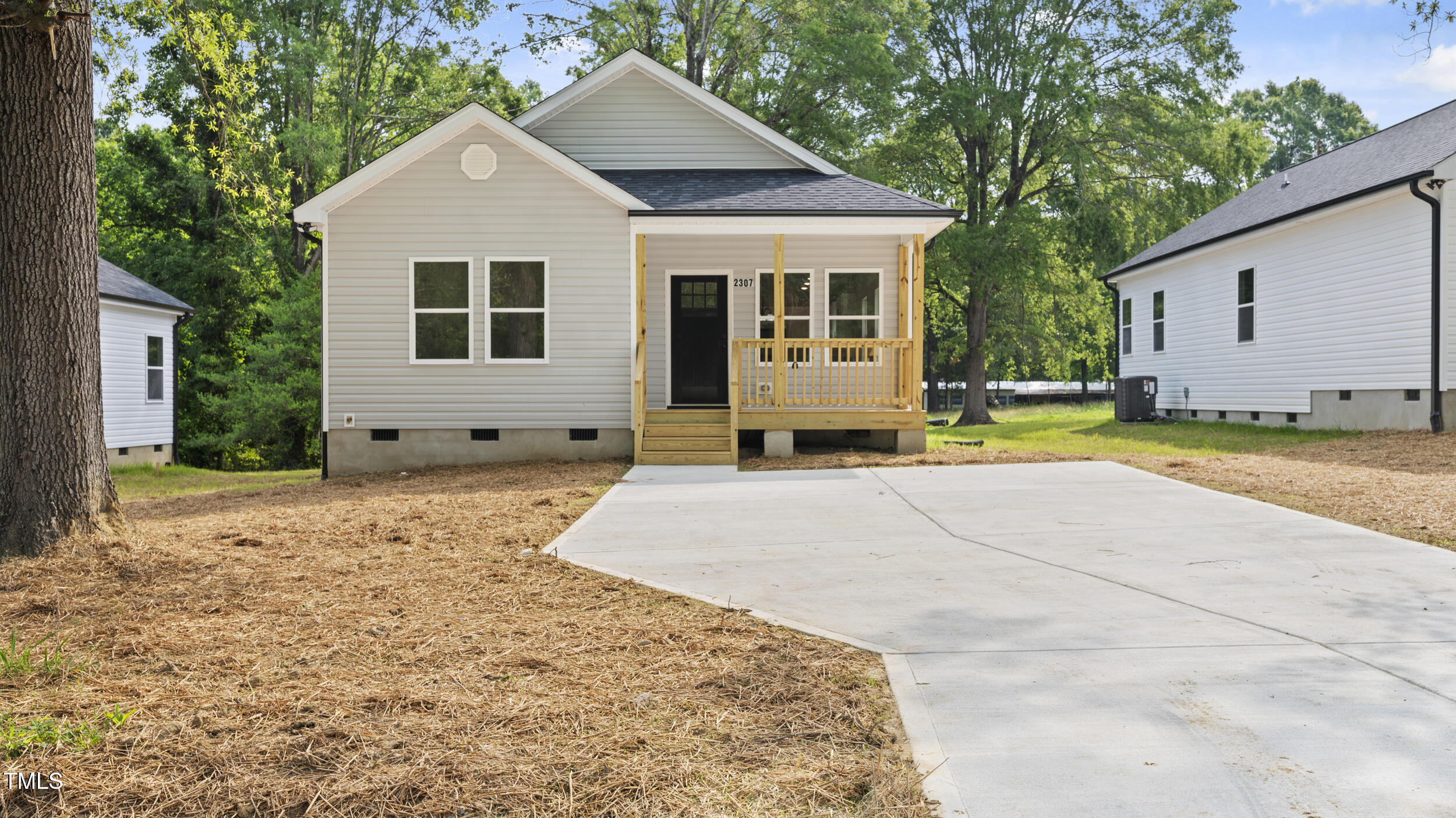 2305 Pinecroft Drive Property Photo 30