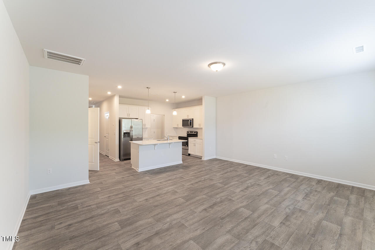 227 Liam Street Property Photo 8