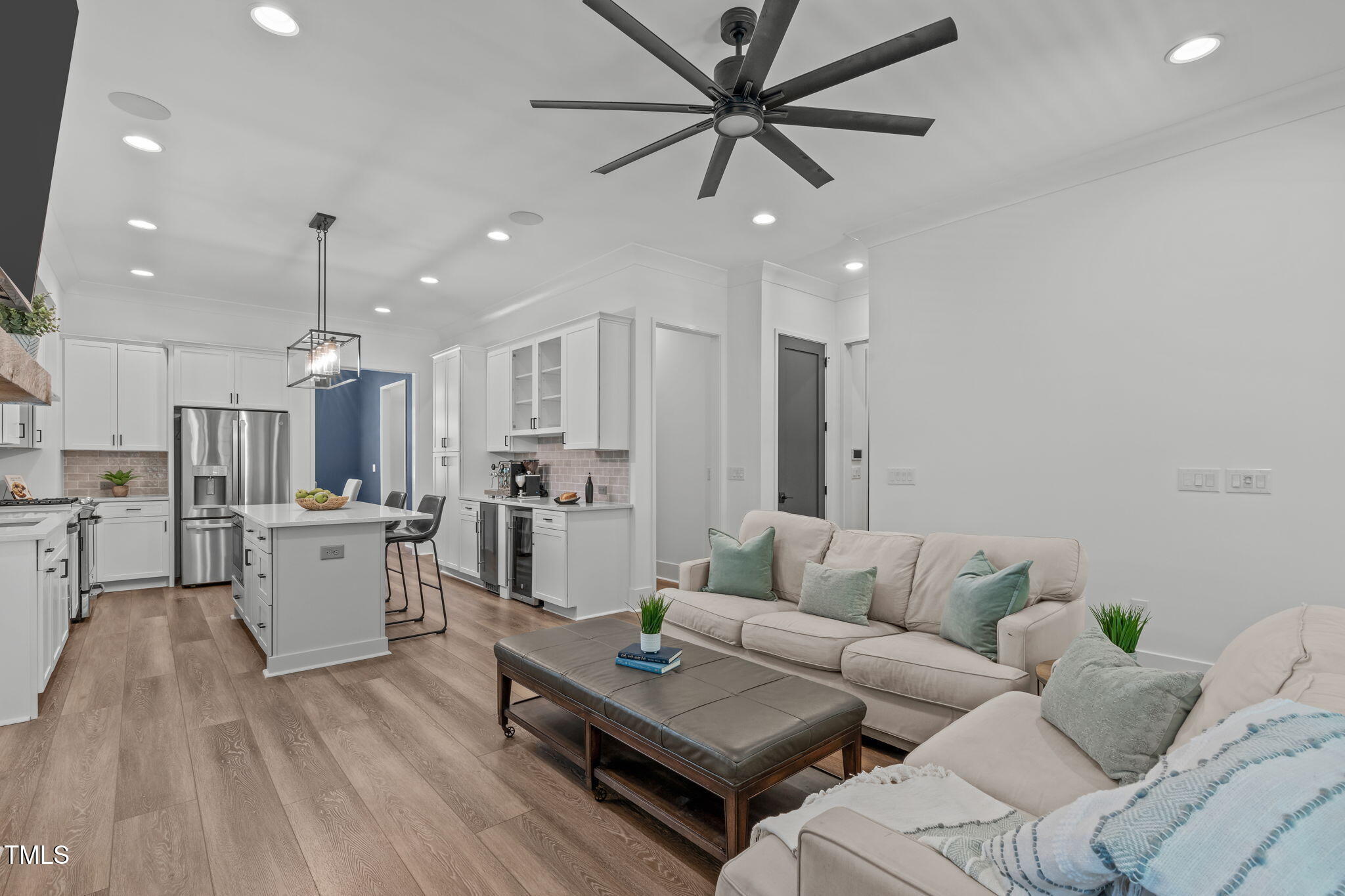 415 1st Street Property Photo 18