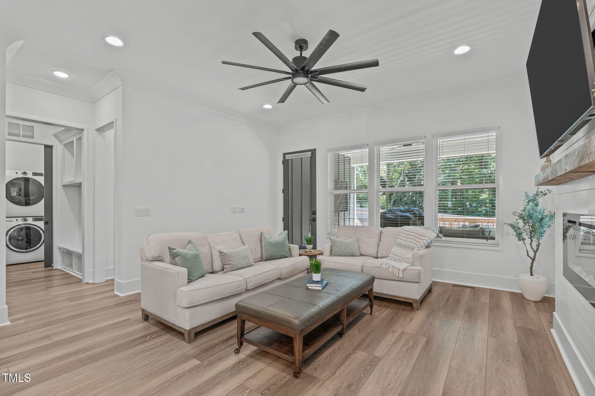 415 1st Street Property Photo 19