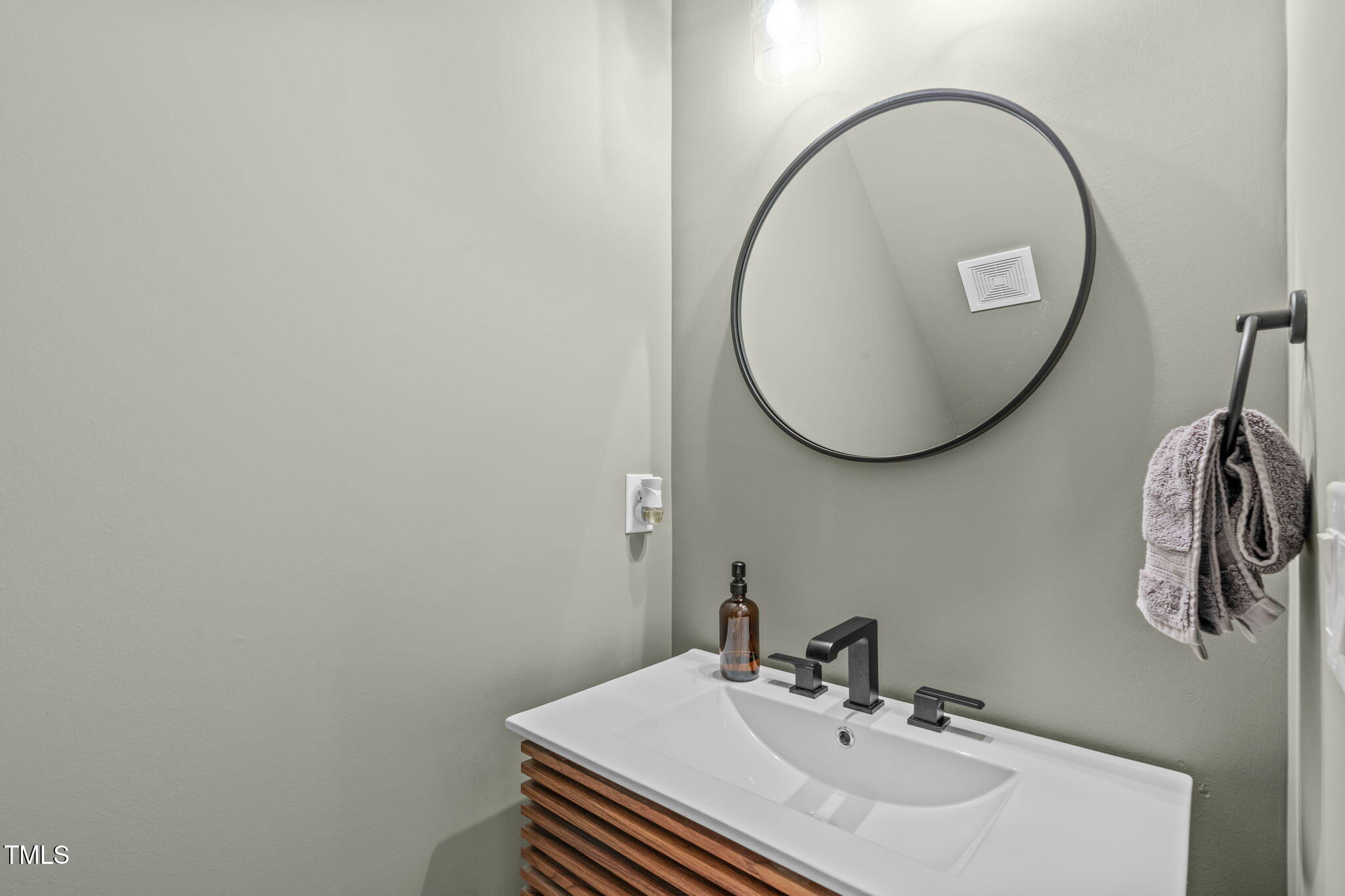 415 1st Street Property Photo 21