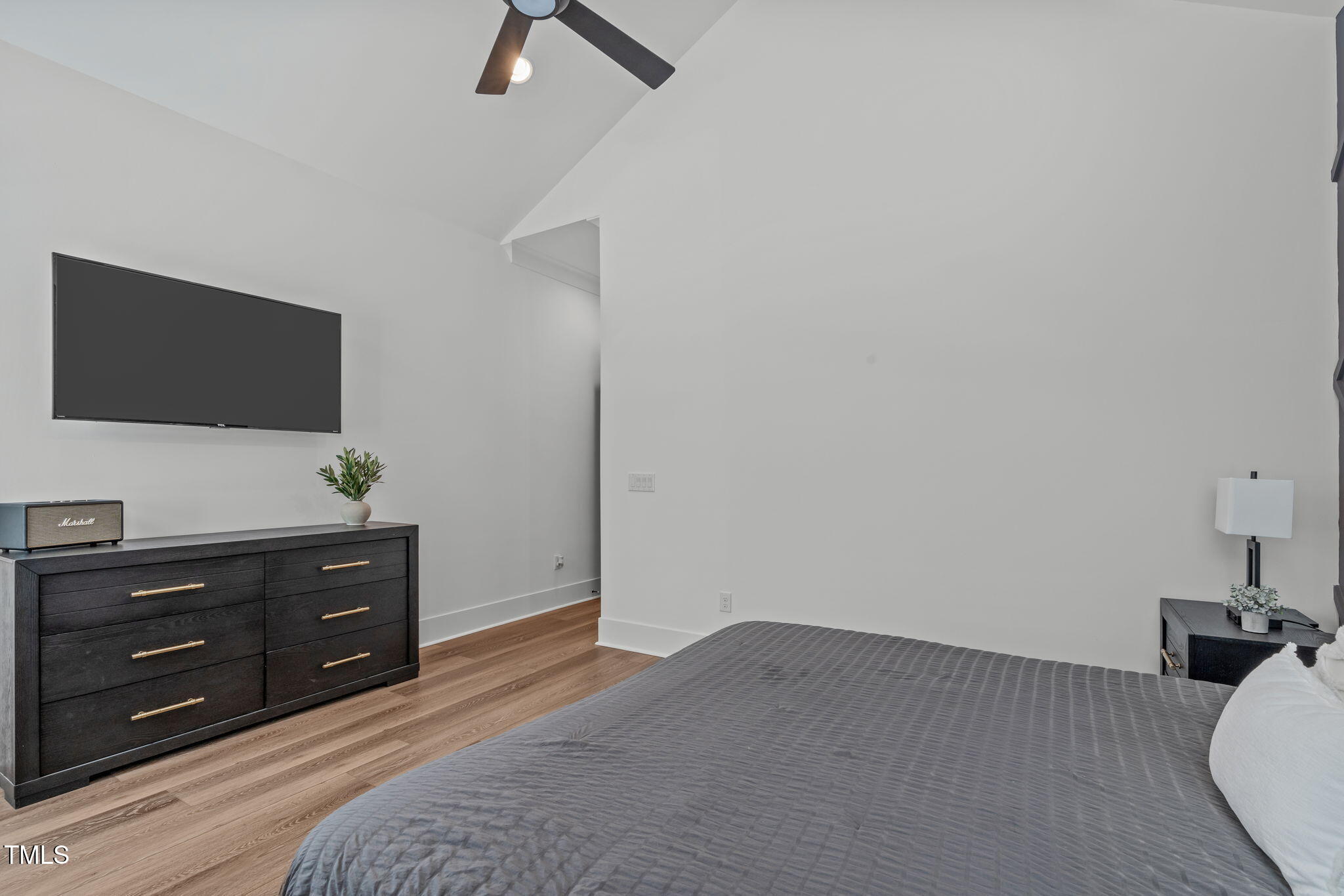 415 1st Street Property Photo 24