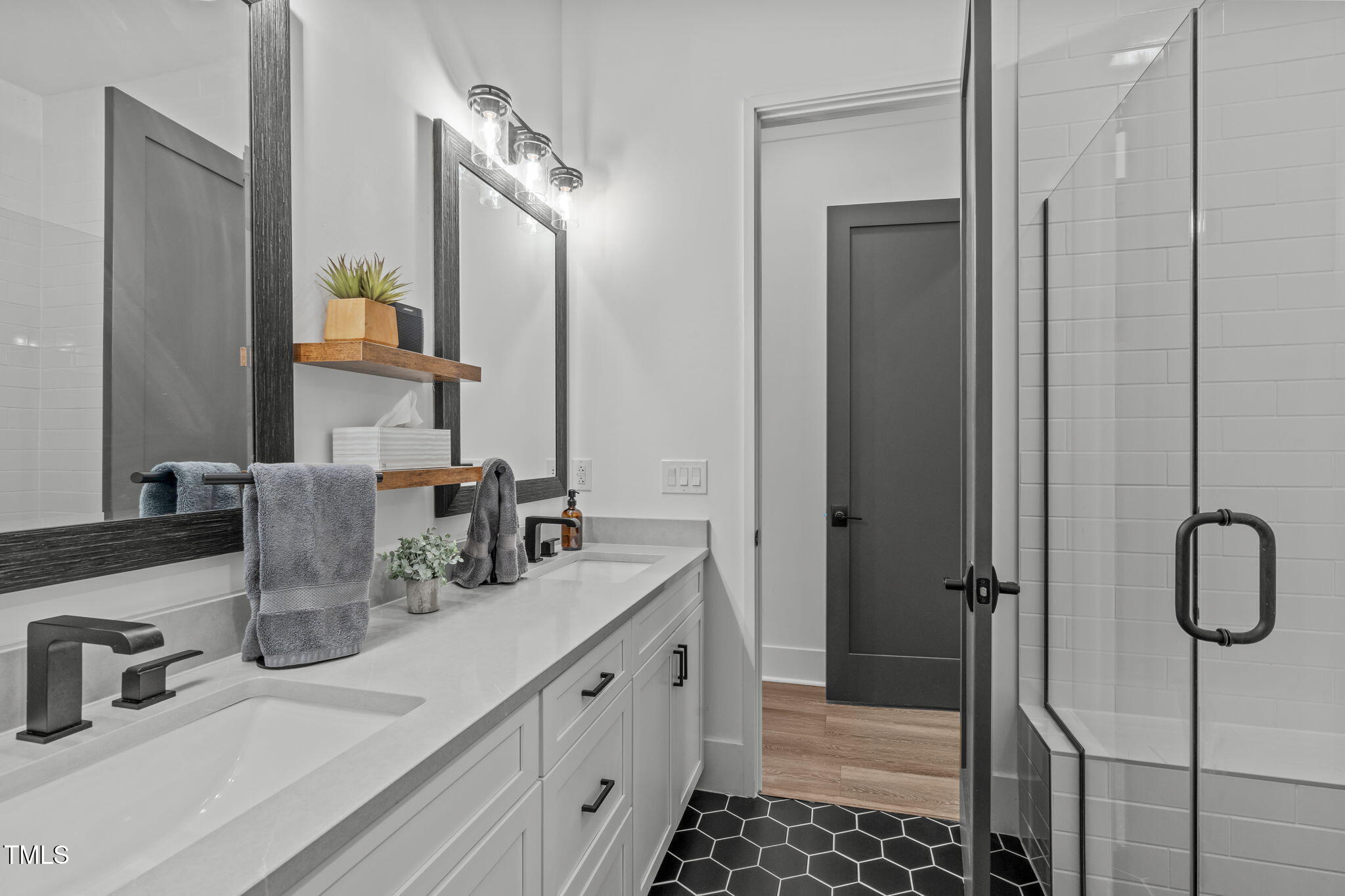 415 1st Street Property Photo 27