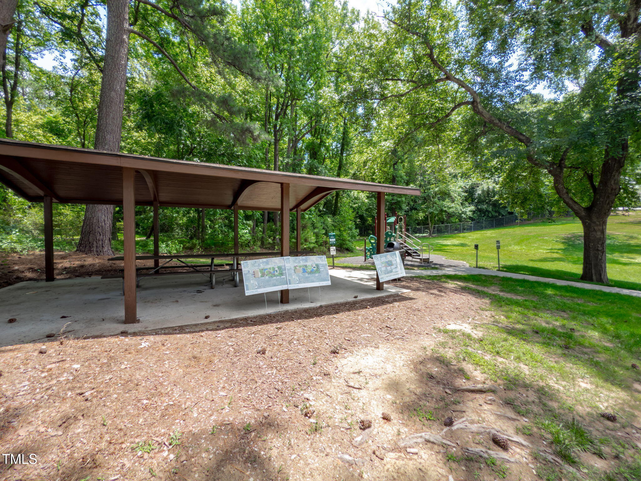 415 1st Street Property Photo 56