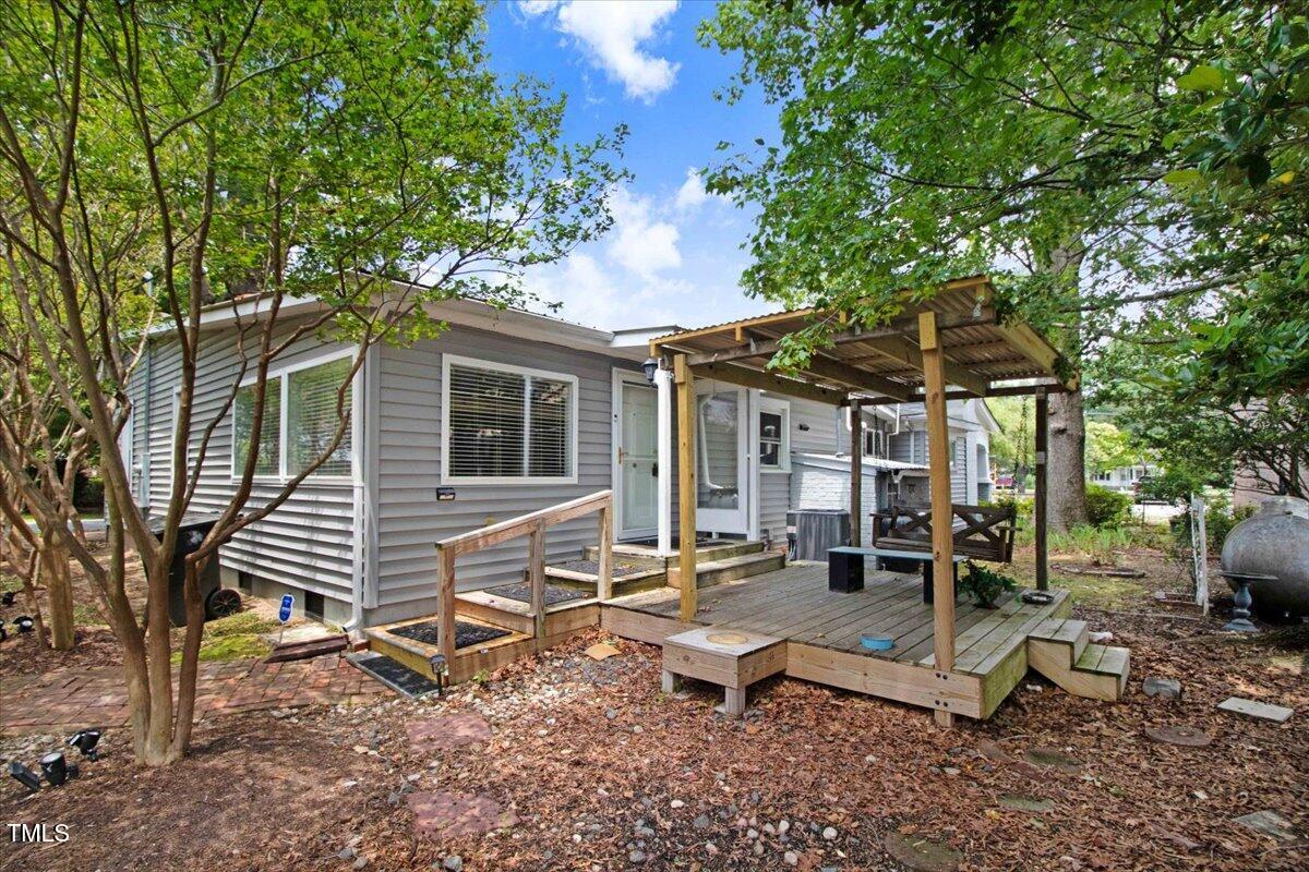 125 W Pine Street Property Photo 10