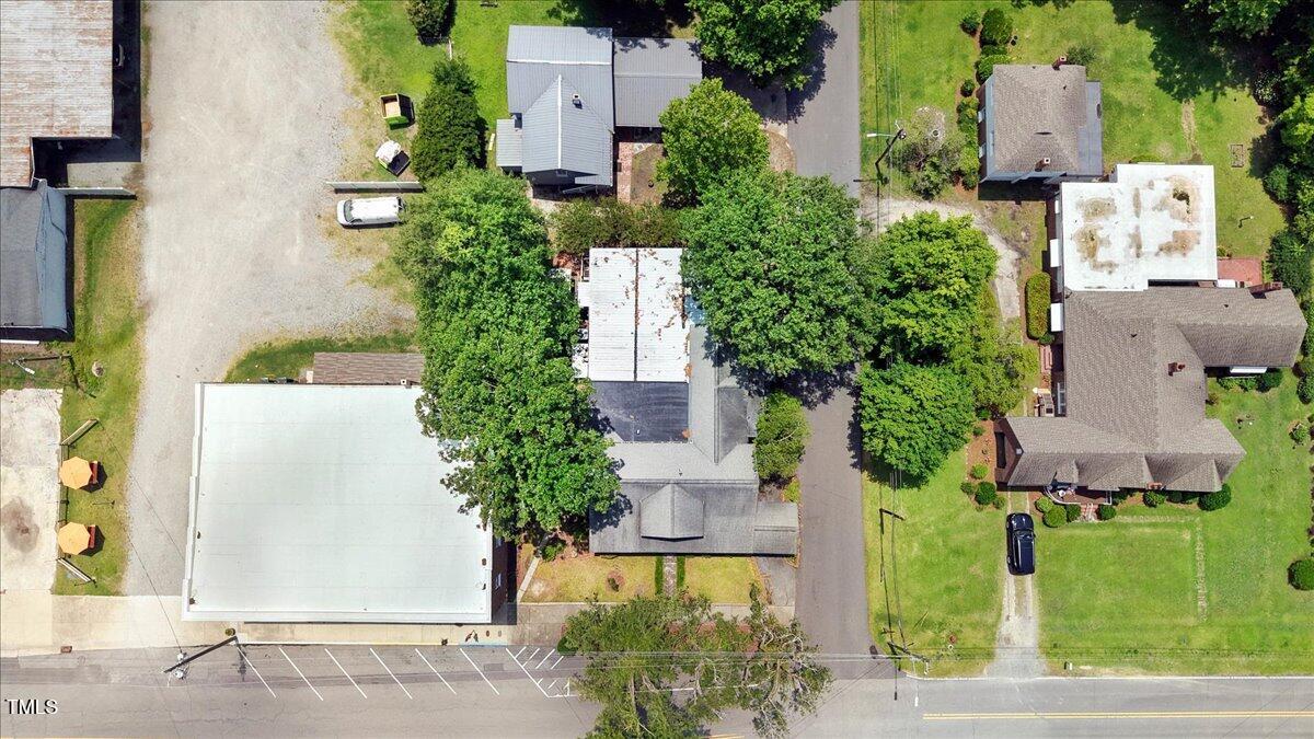 125 W Pine Street Property Photo 11