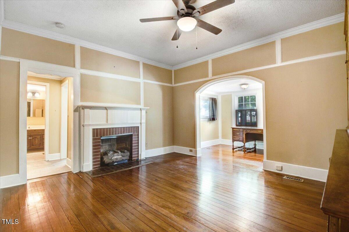 125 W Pine Street Property Photo 33