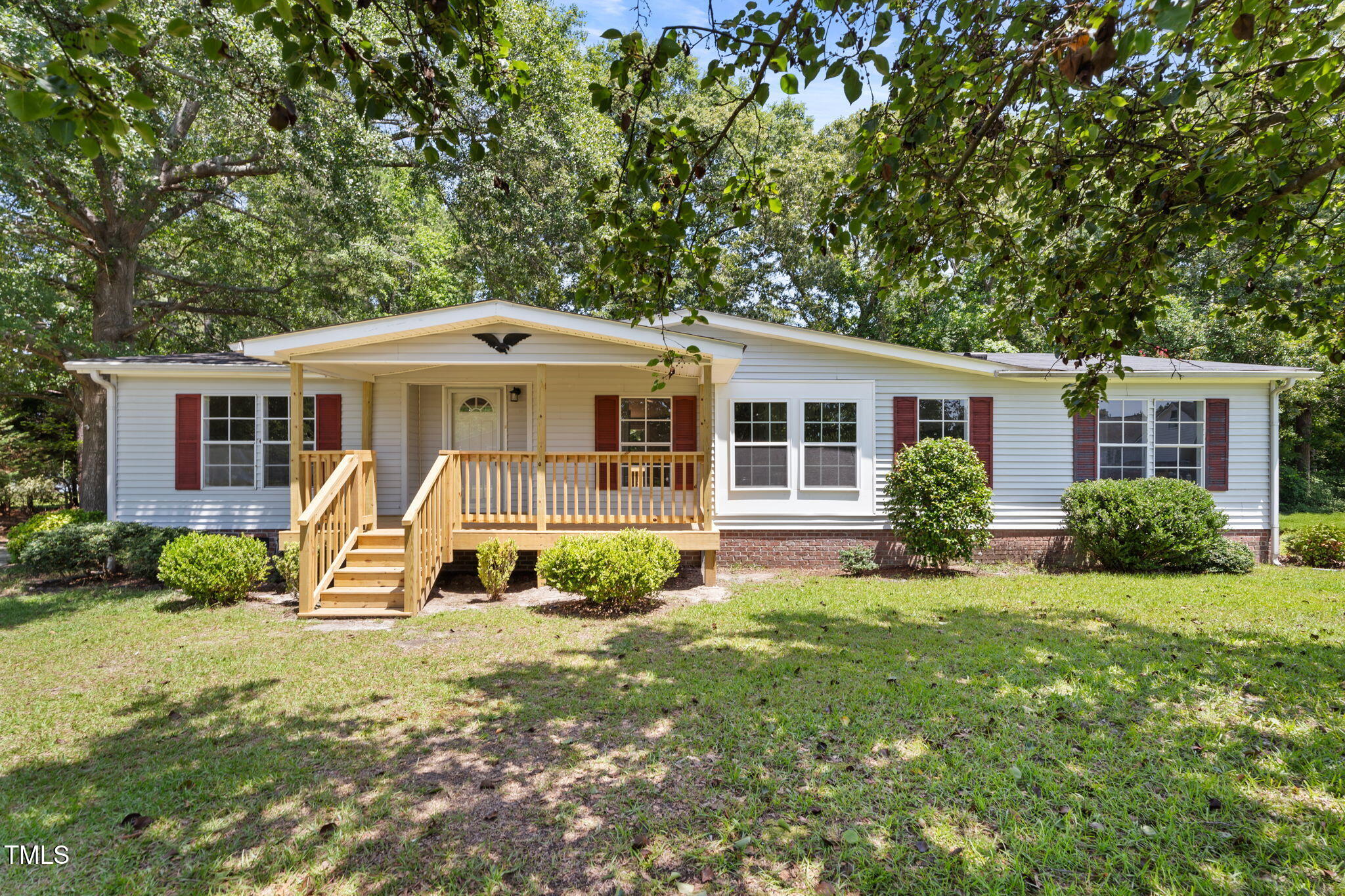 117 Kent Lane Property Photo 1