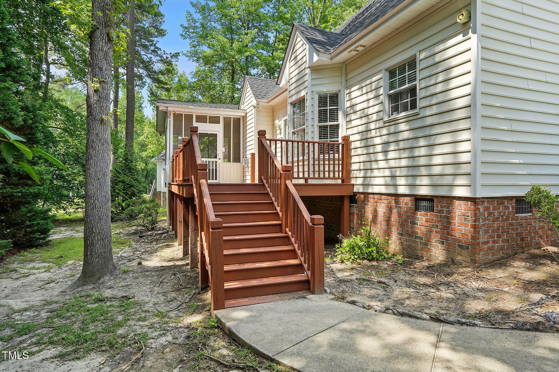 3020 Woods Walk Way Property Photo 29
