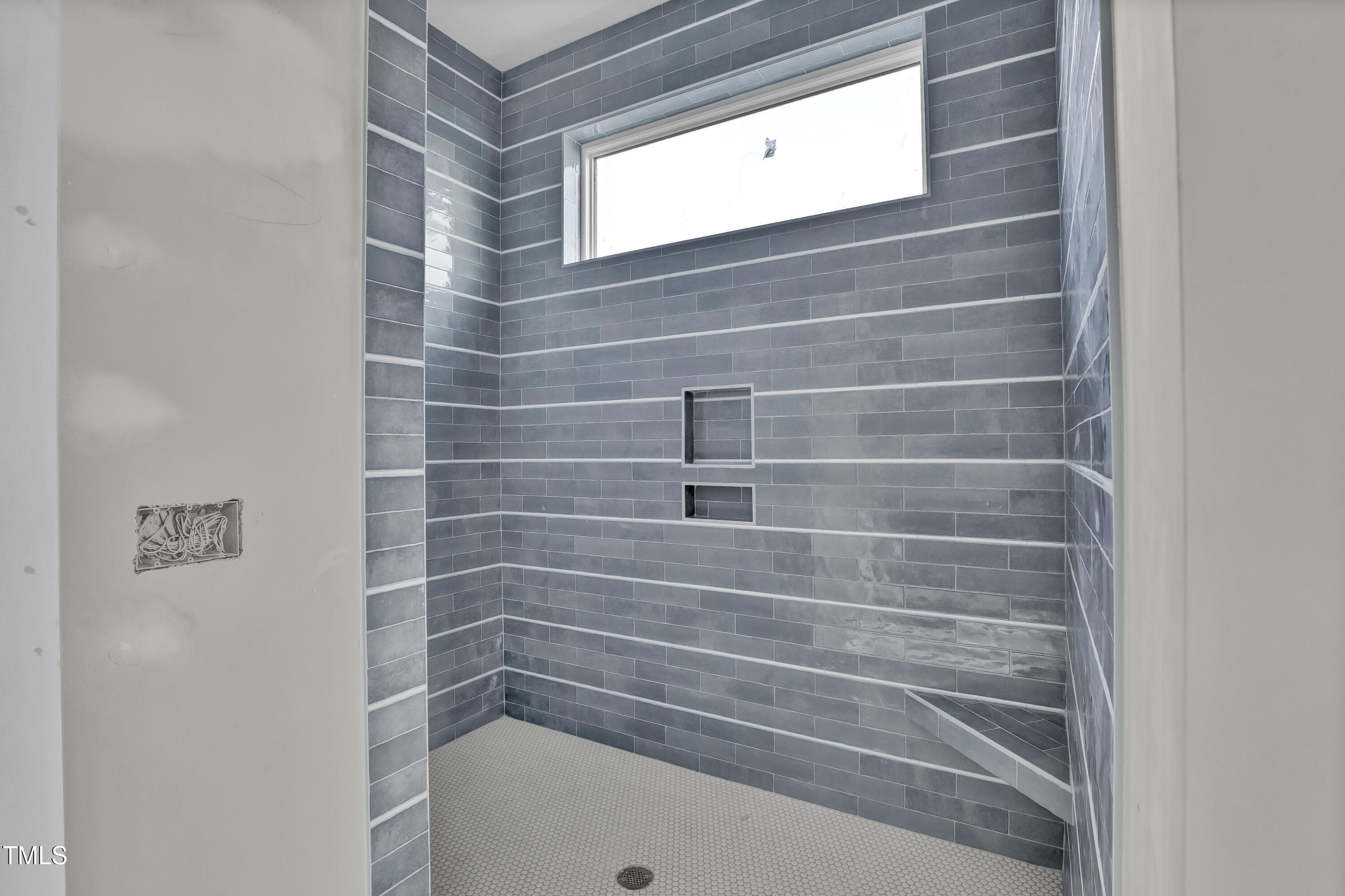 825 S Topsail Drive Property Photo 3
