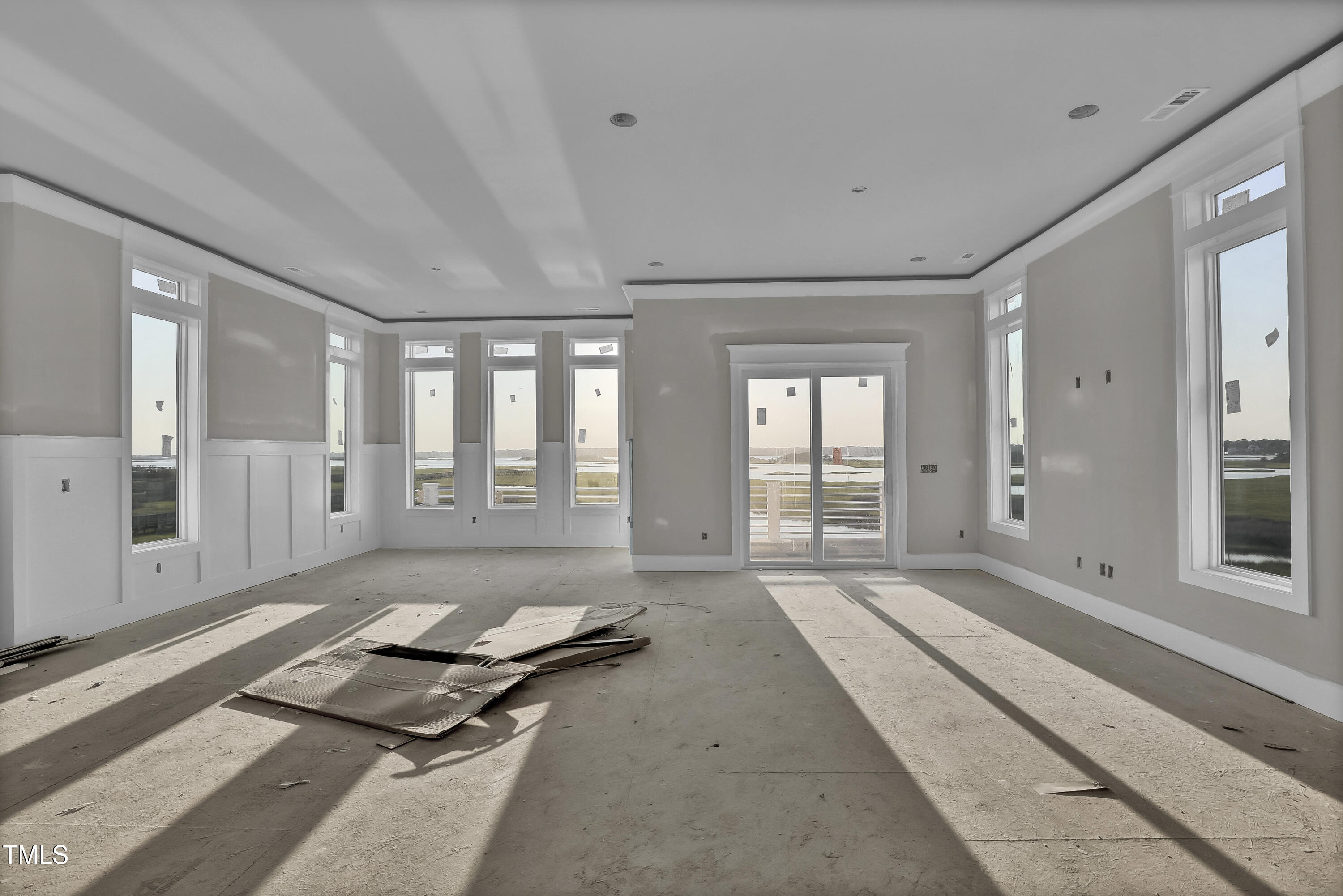 825 S Topsail Drive Property Photo 4