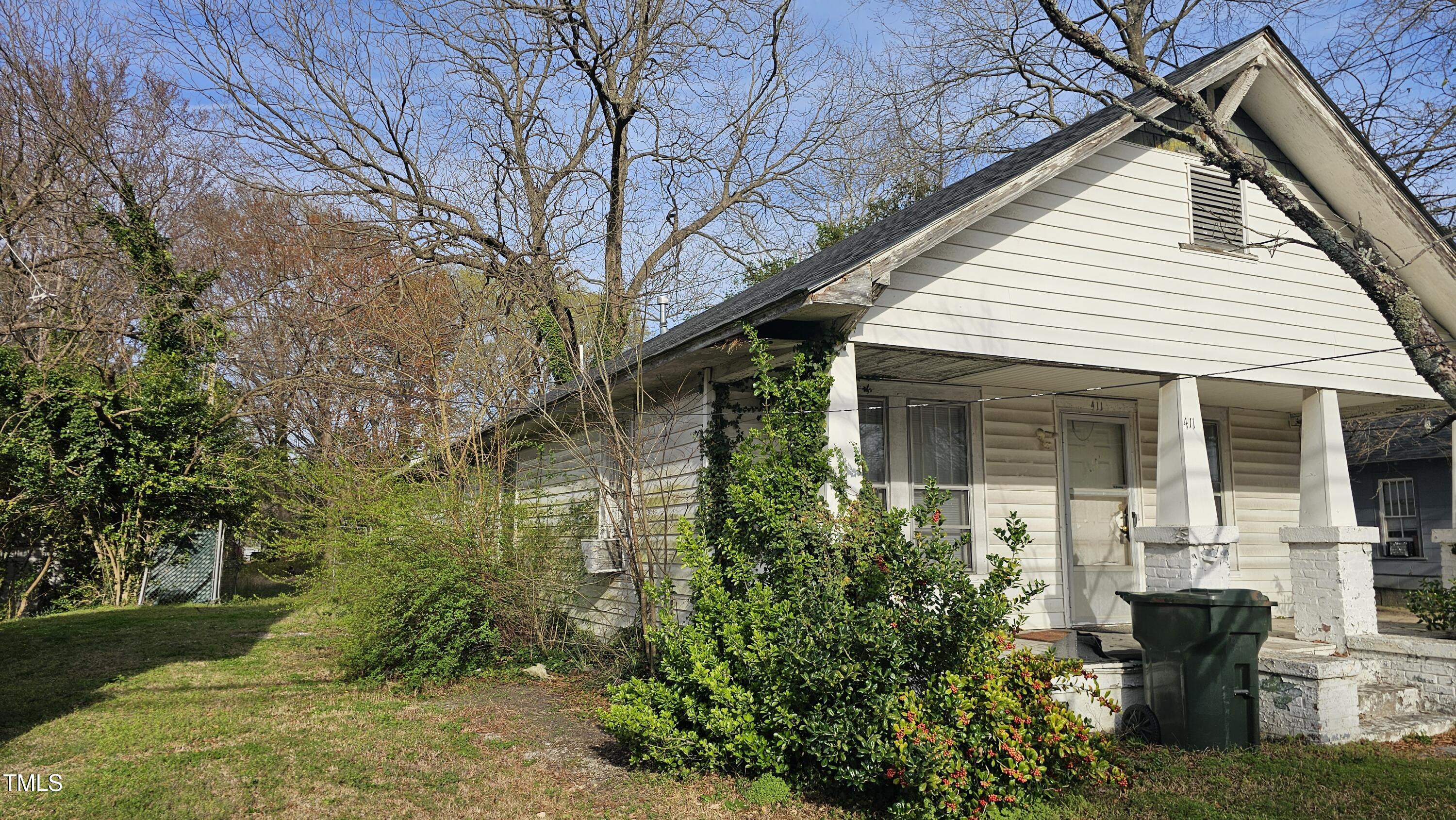 411 Fairview Avenue Sw Property Photo 2