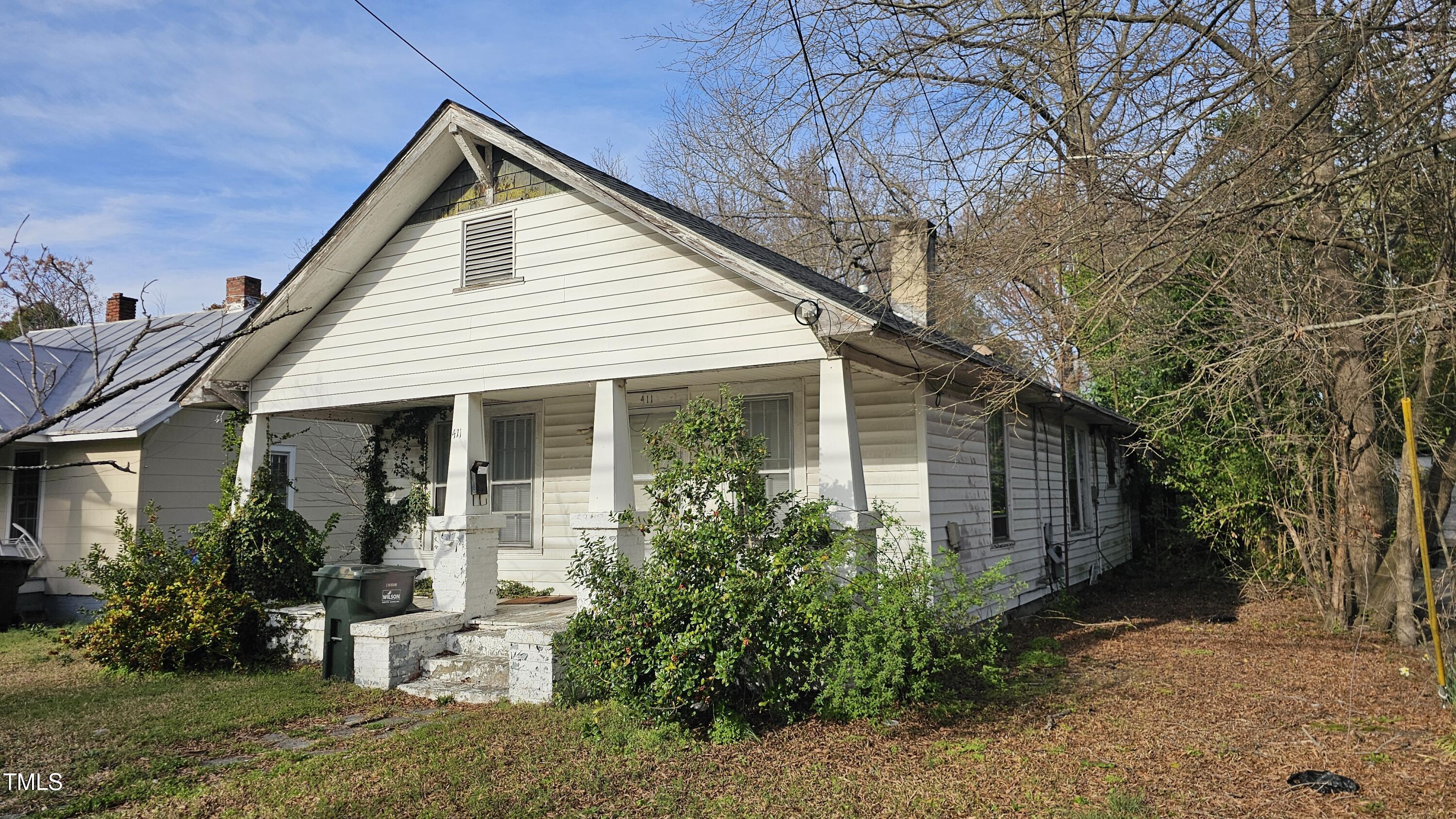 411 Fairview Avenue Sw Property Photo 3