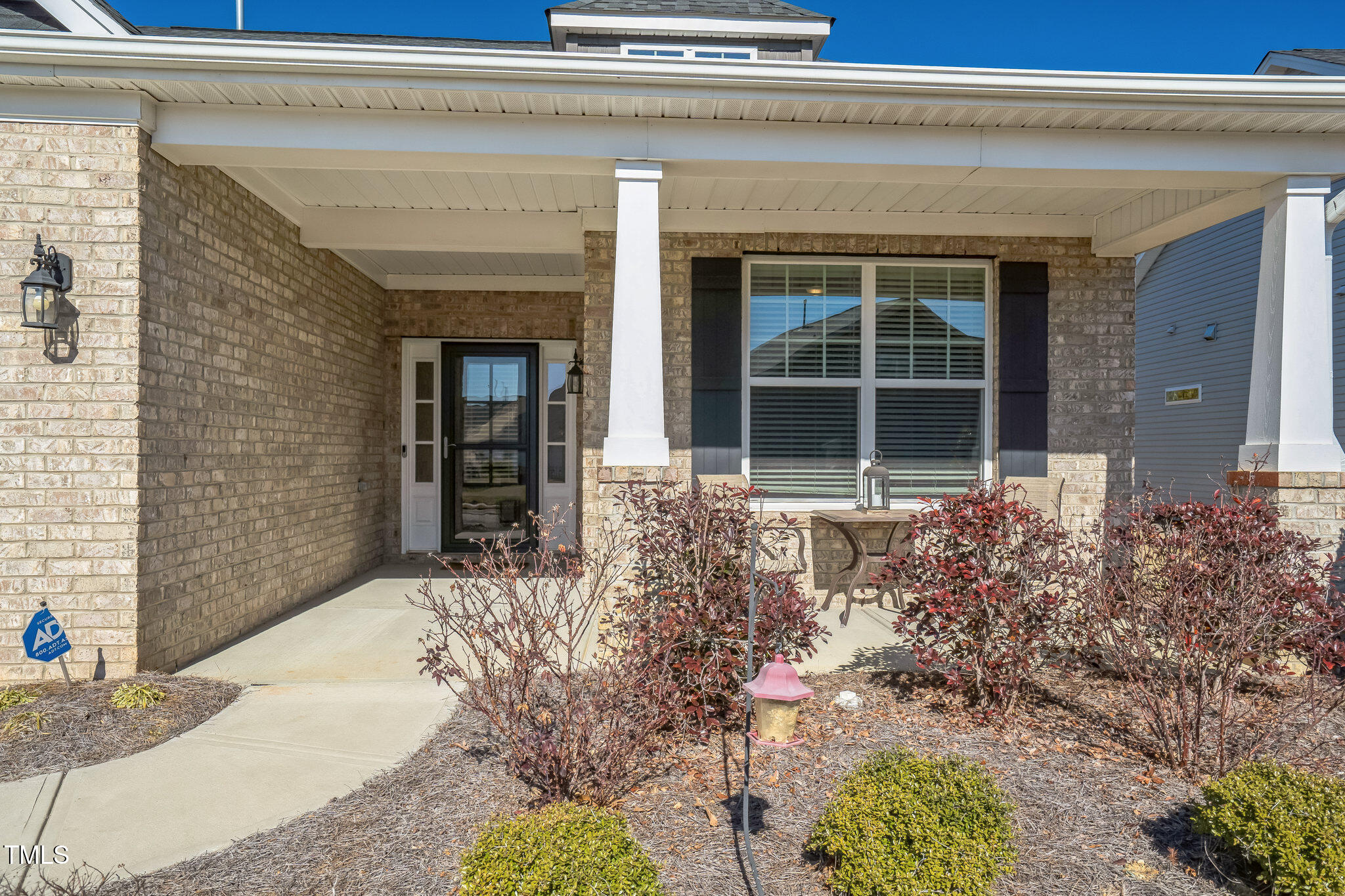 1206 Newton Dr Drive Property Photo 3