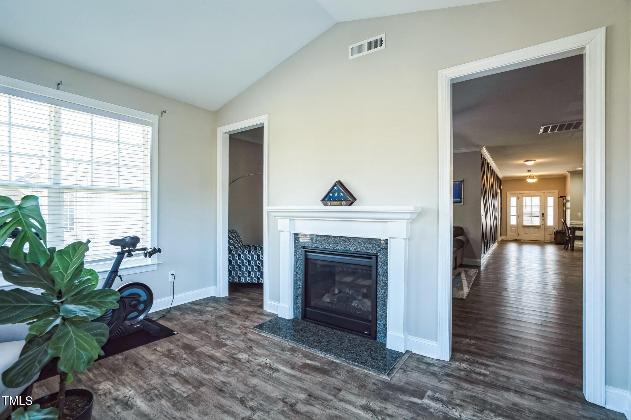 1206 Newton Dr Drive Property Photo 11