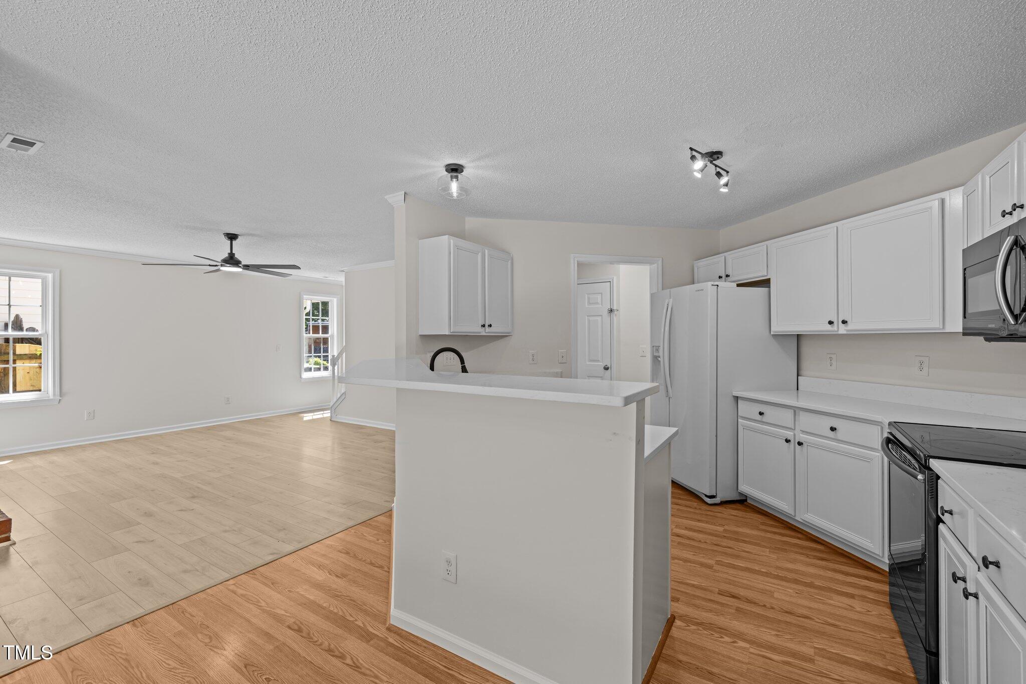 103 Burham Court Property Photo 23