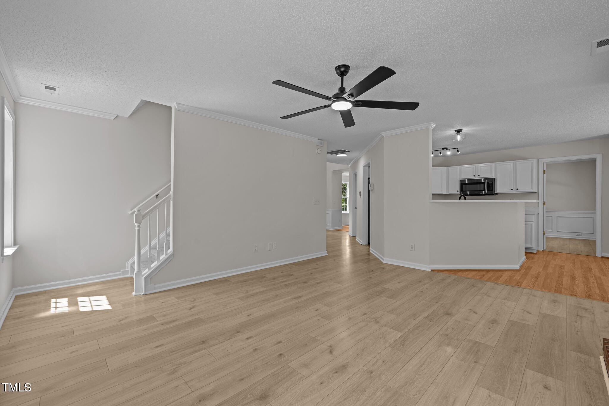 103 Burham Court Property Photo 24