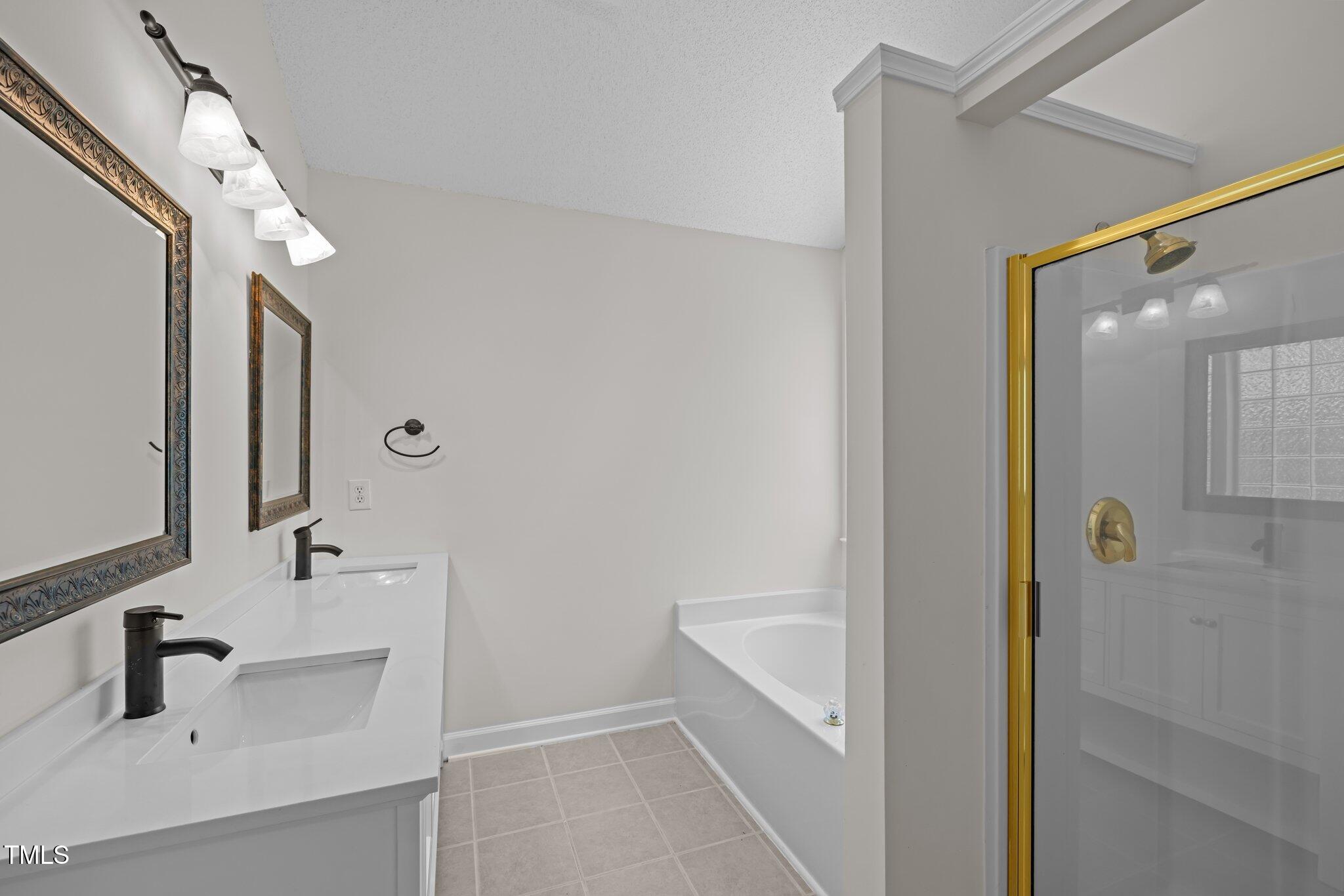 103 Burham Court Property Photo 28