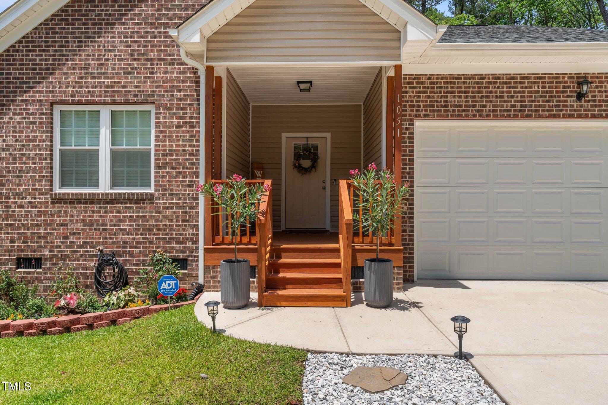 1051 Upland Reach Property Photo 1