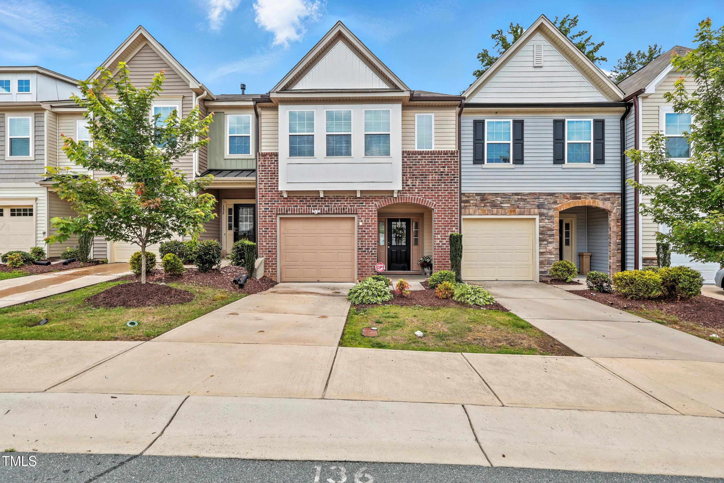 136 Thornhill Drive Property Photo 1