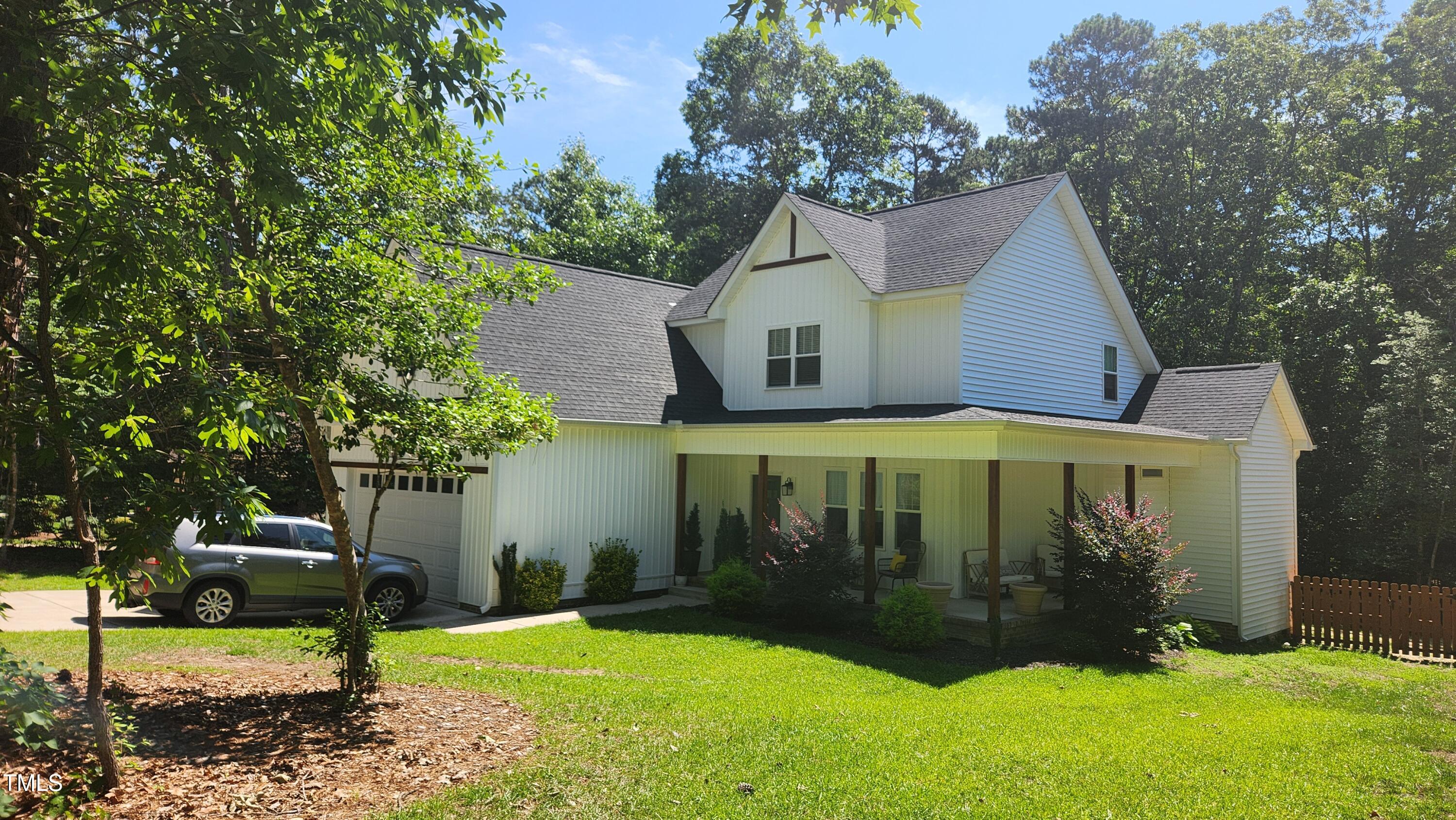 546 Carolina Oaks Avenue Property Photo 1