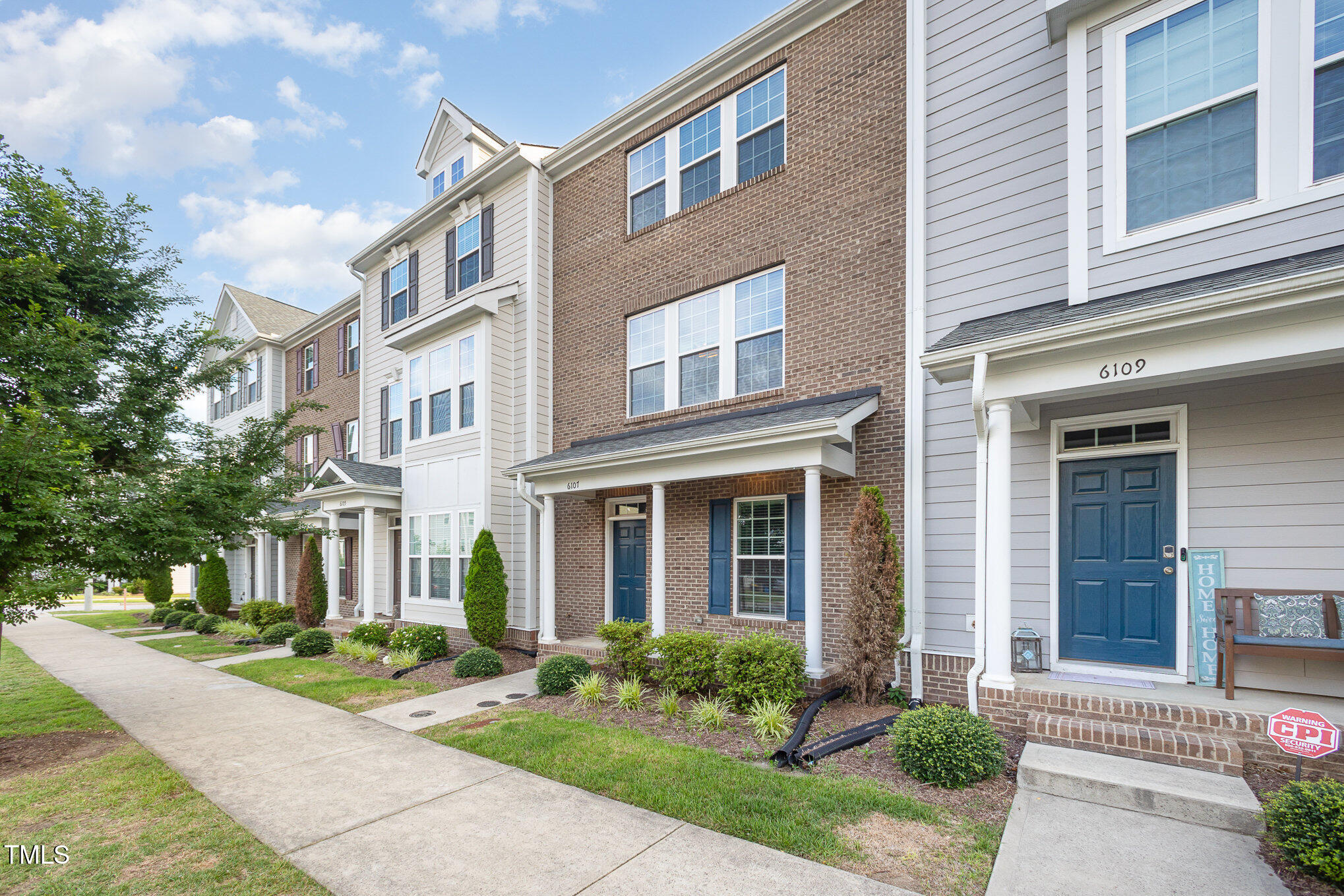 6107 Kayton Street Property Photo 1