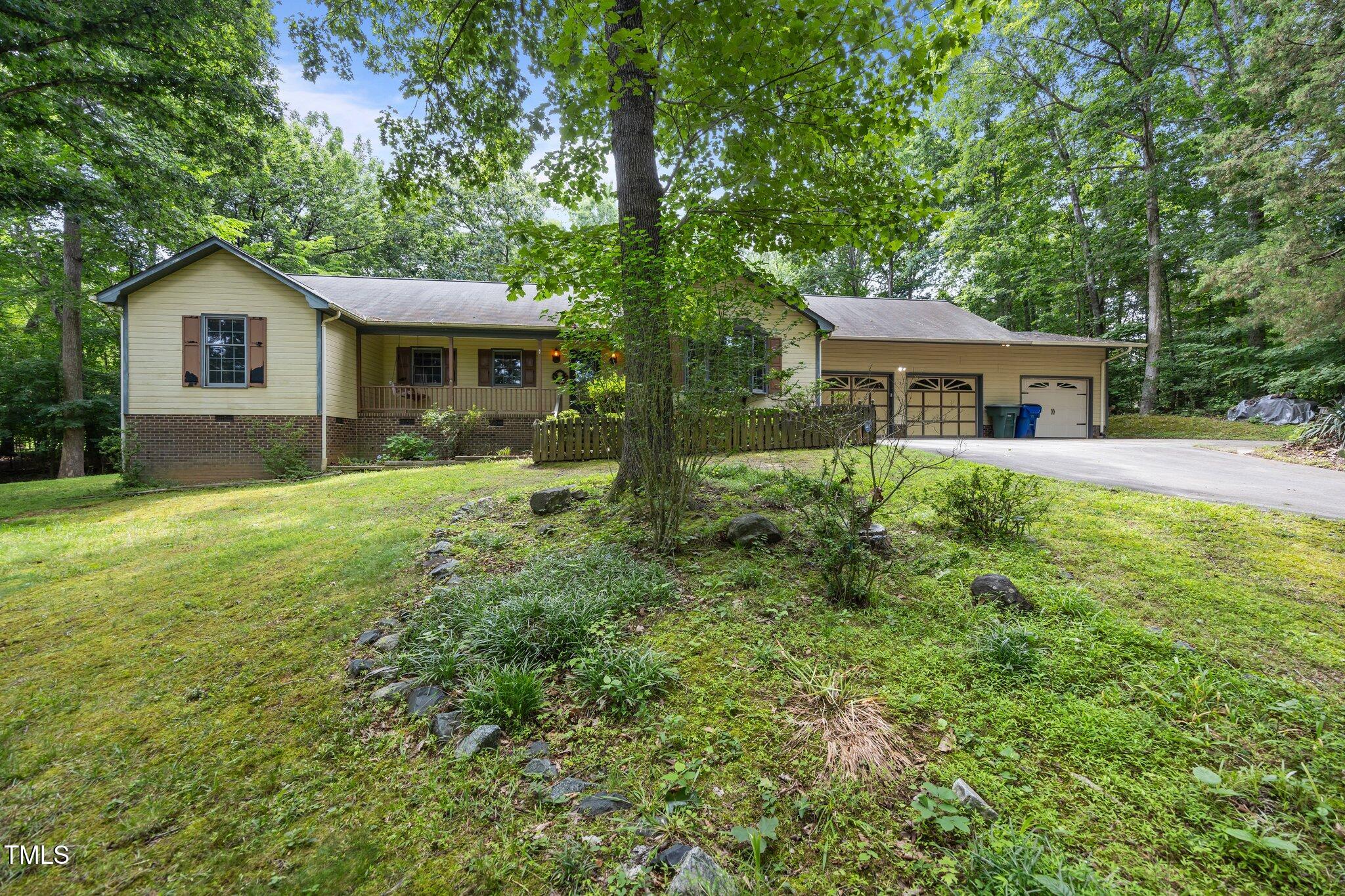 2382 Council Road Property Photo 1