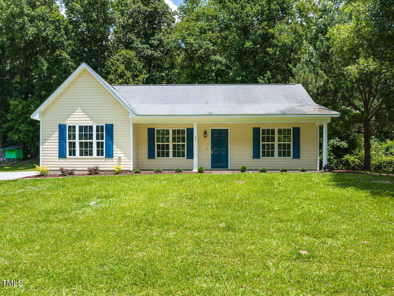 381 Gray Ghost Lane Property Photo 1