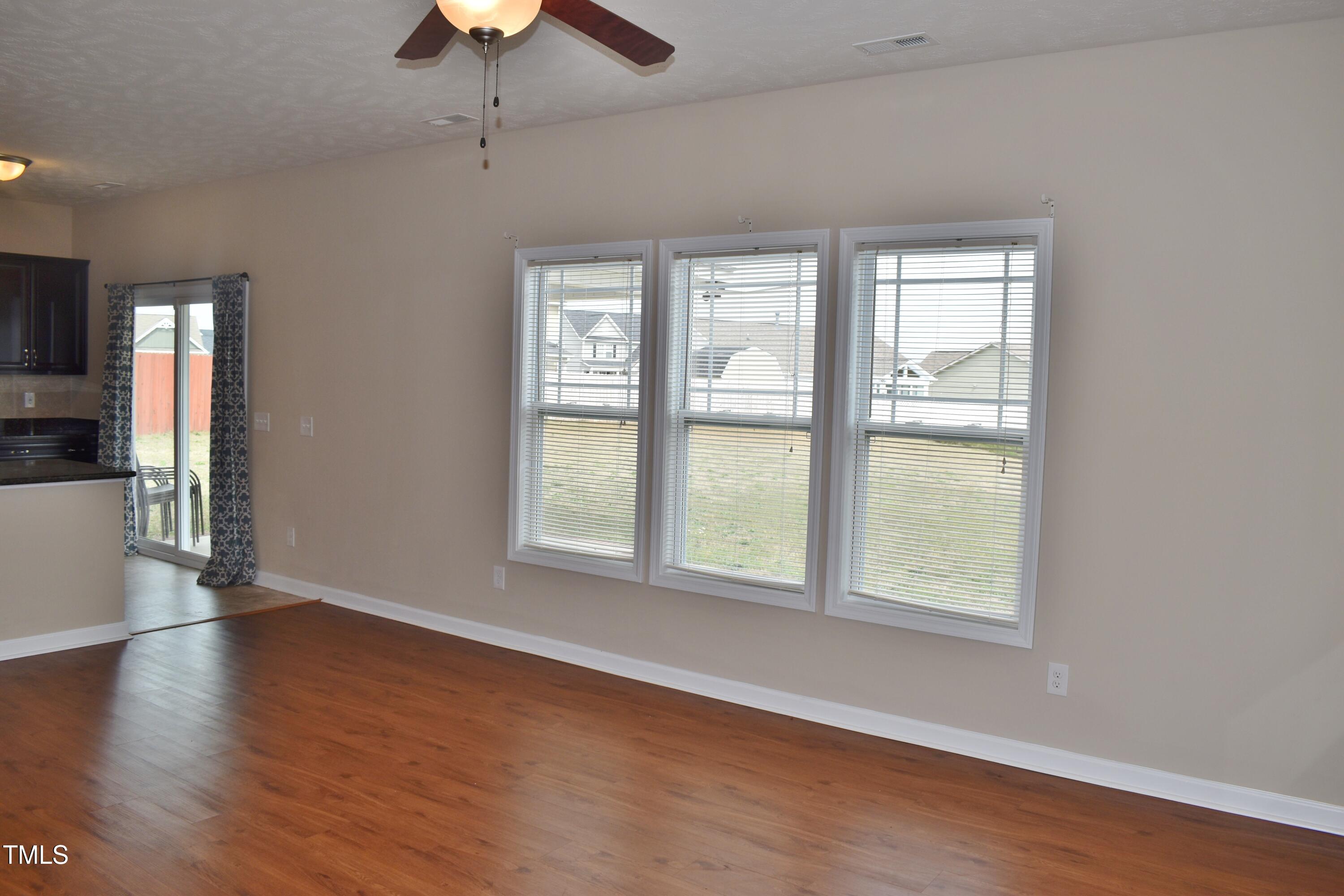38 Hanson Court Property Photo 10