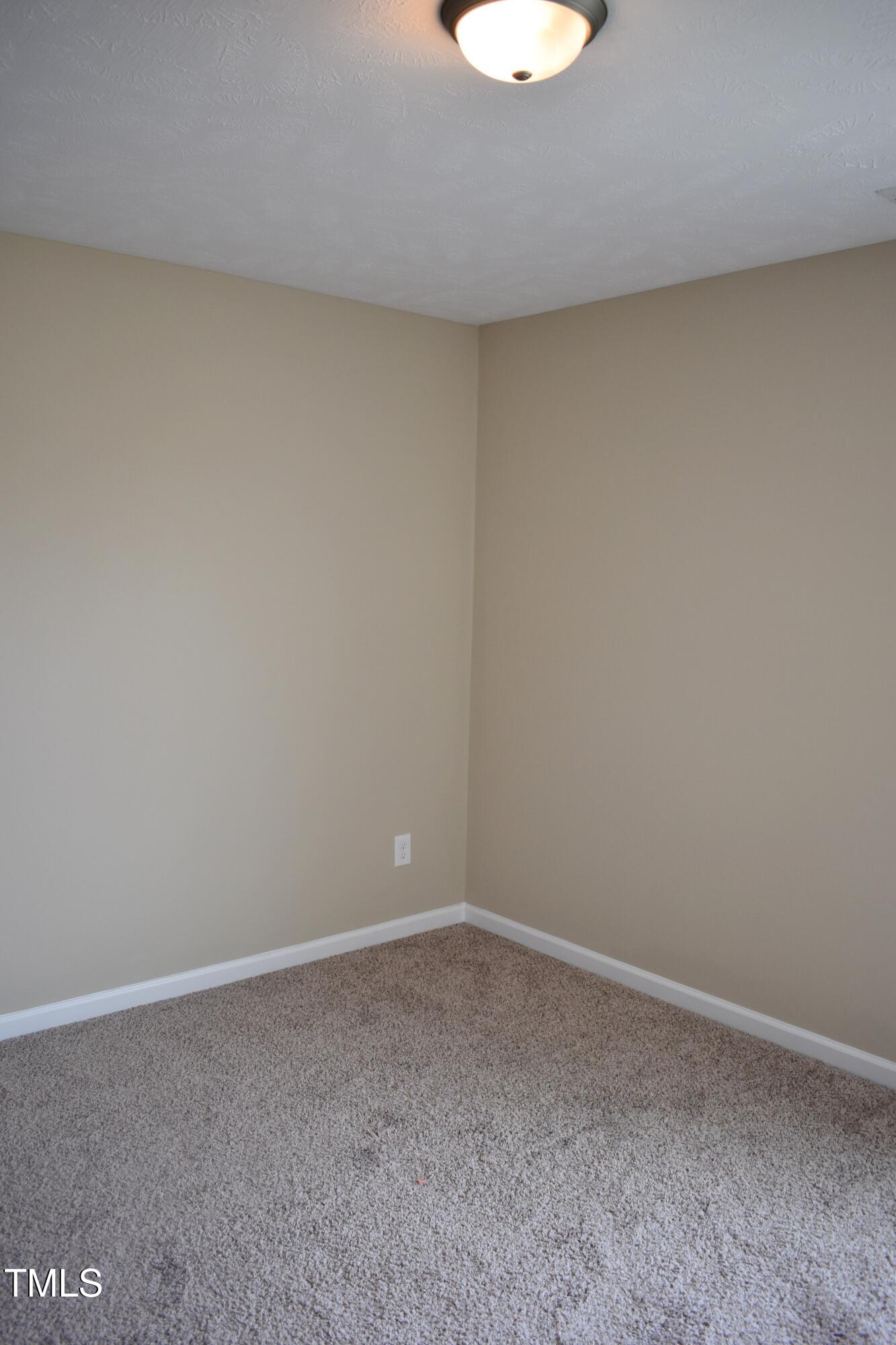 38 Hanson Court Property Photo 15