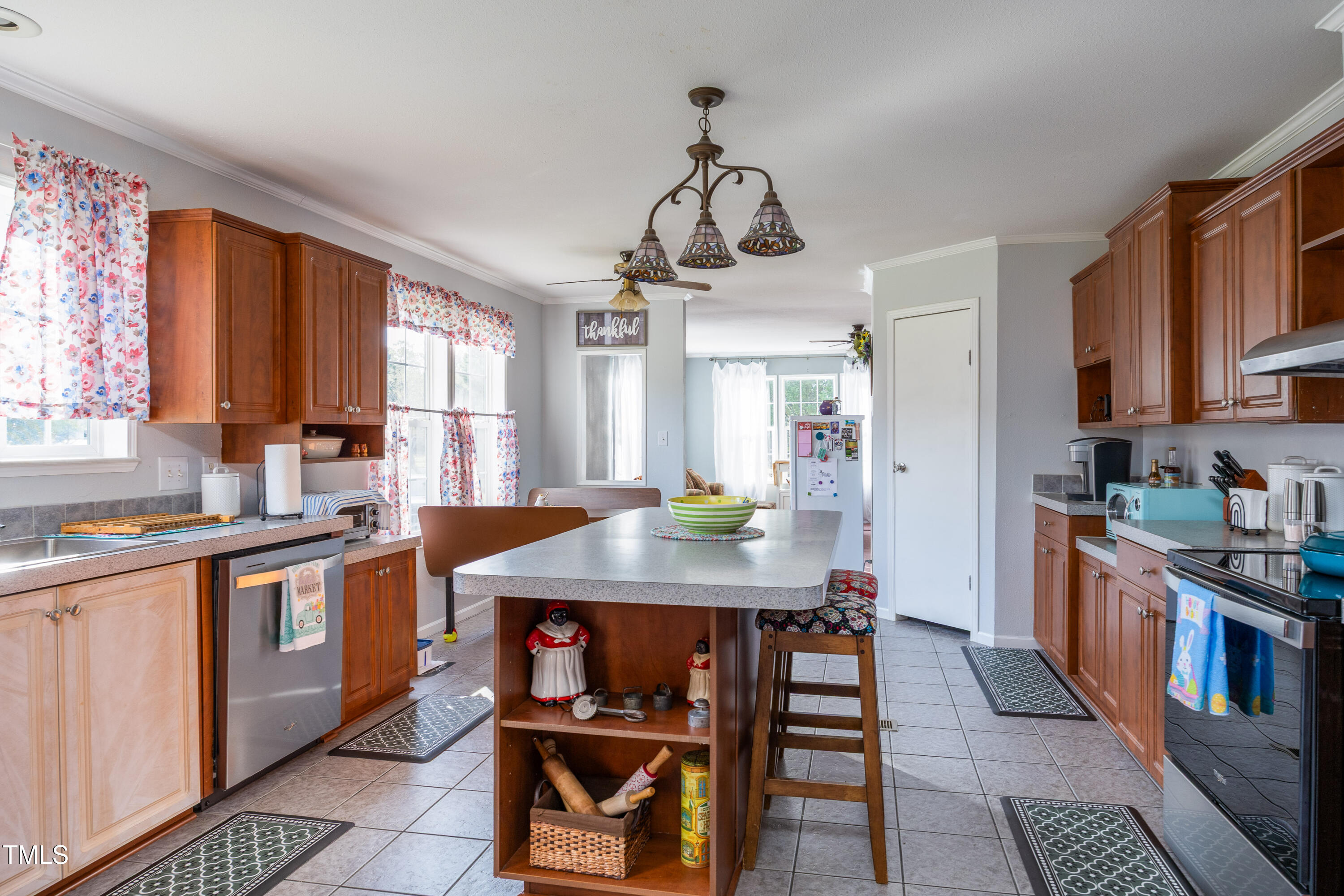 764 Olivers Grove Road Property Photo 10