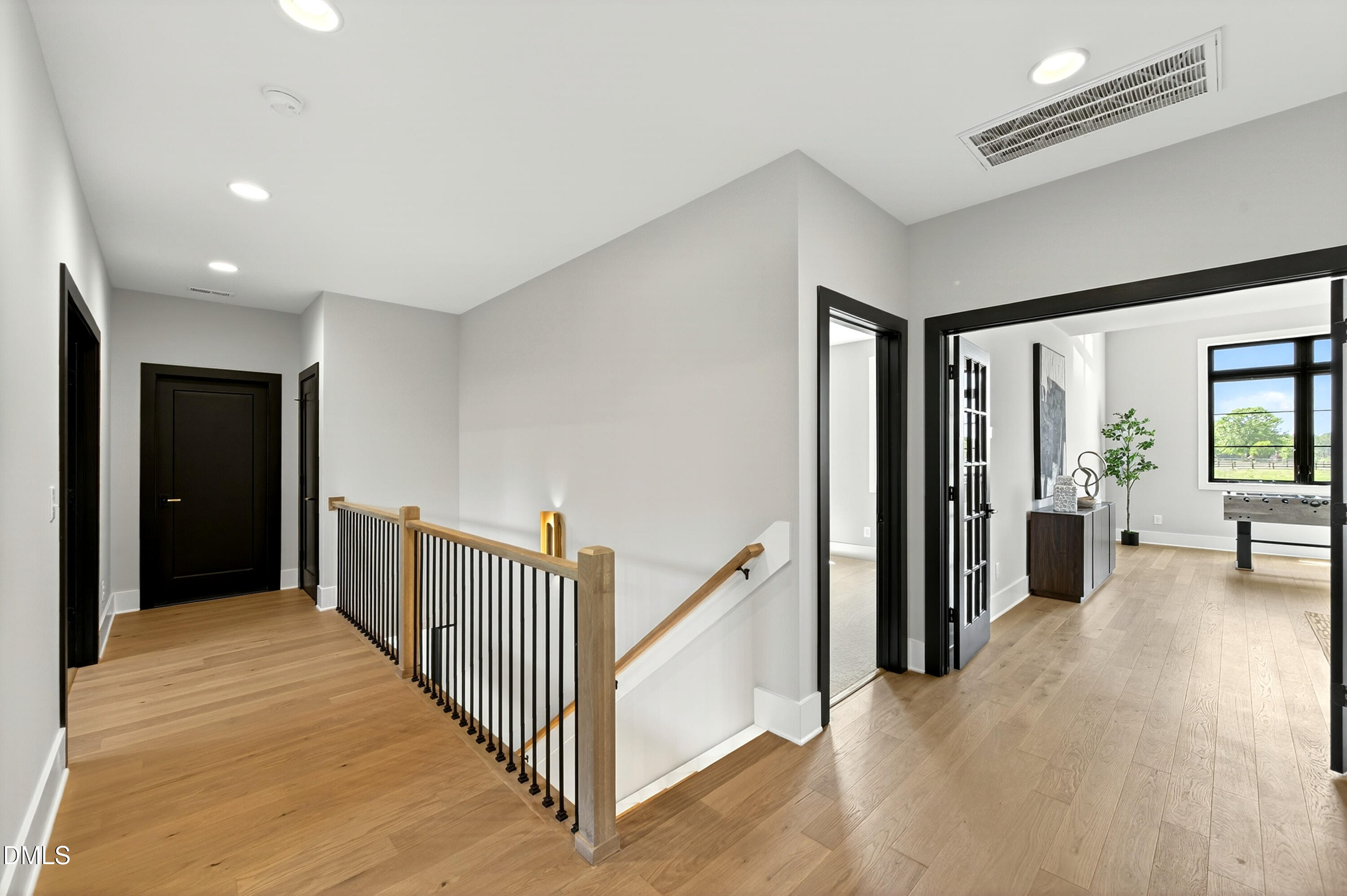 5841 Carriage Gate Drive Property Photo 33