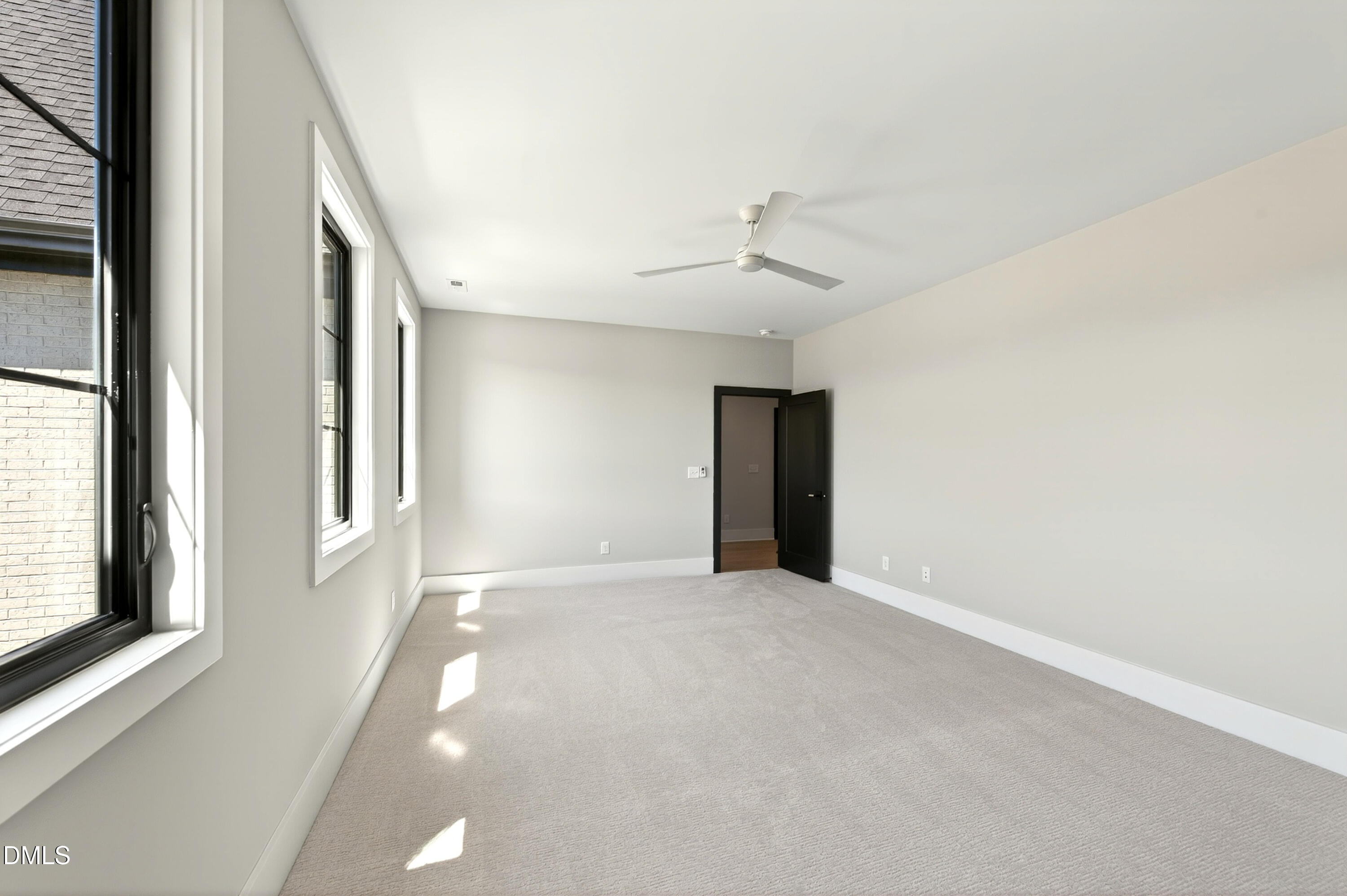 5841 Carriage Gate Drive Property Photo 42