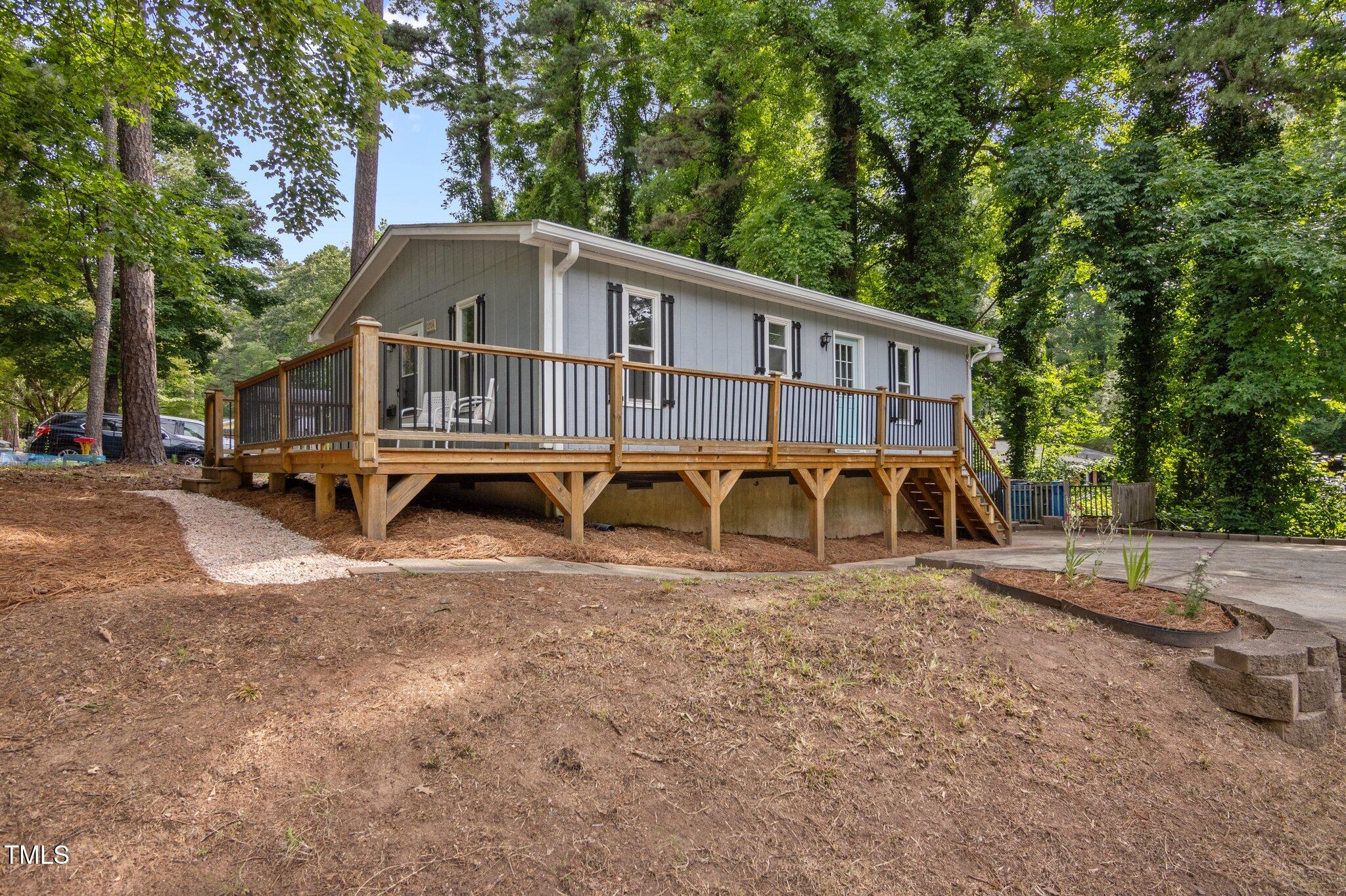 2704 Shaftsbury Street Property Photo 1