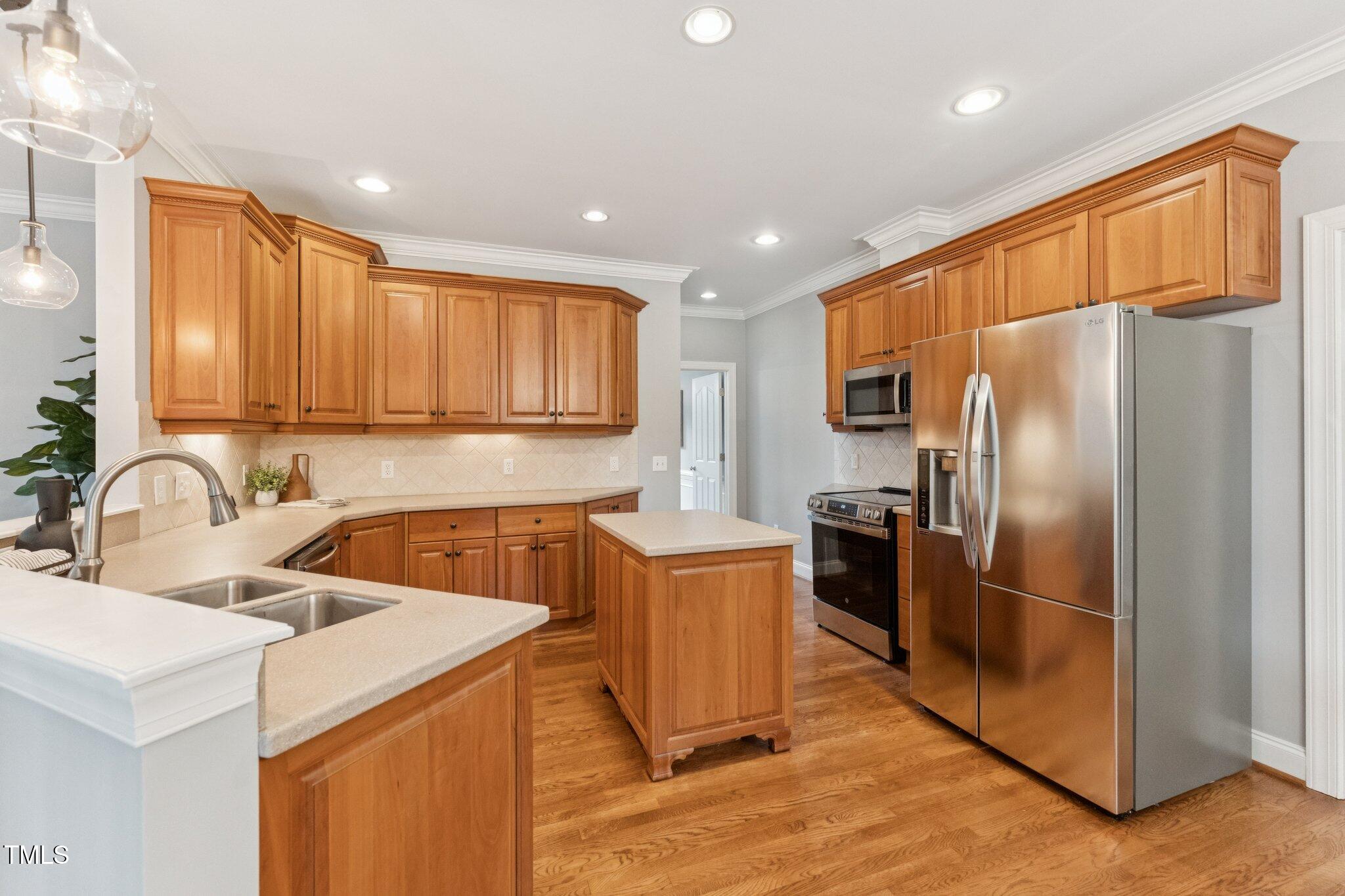 325 Wescott Ridge Drive Property Photo 11