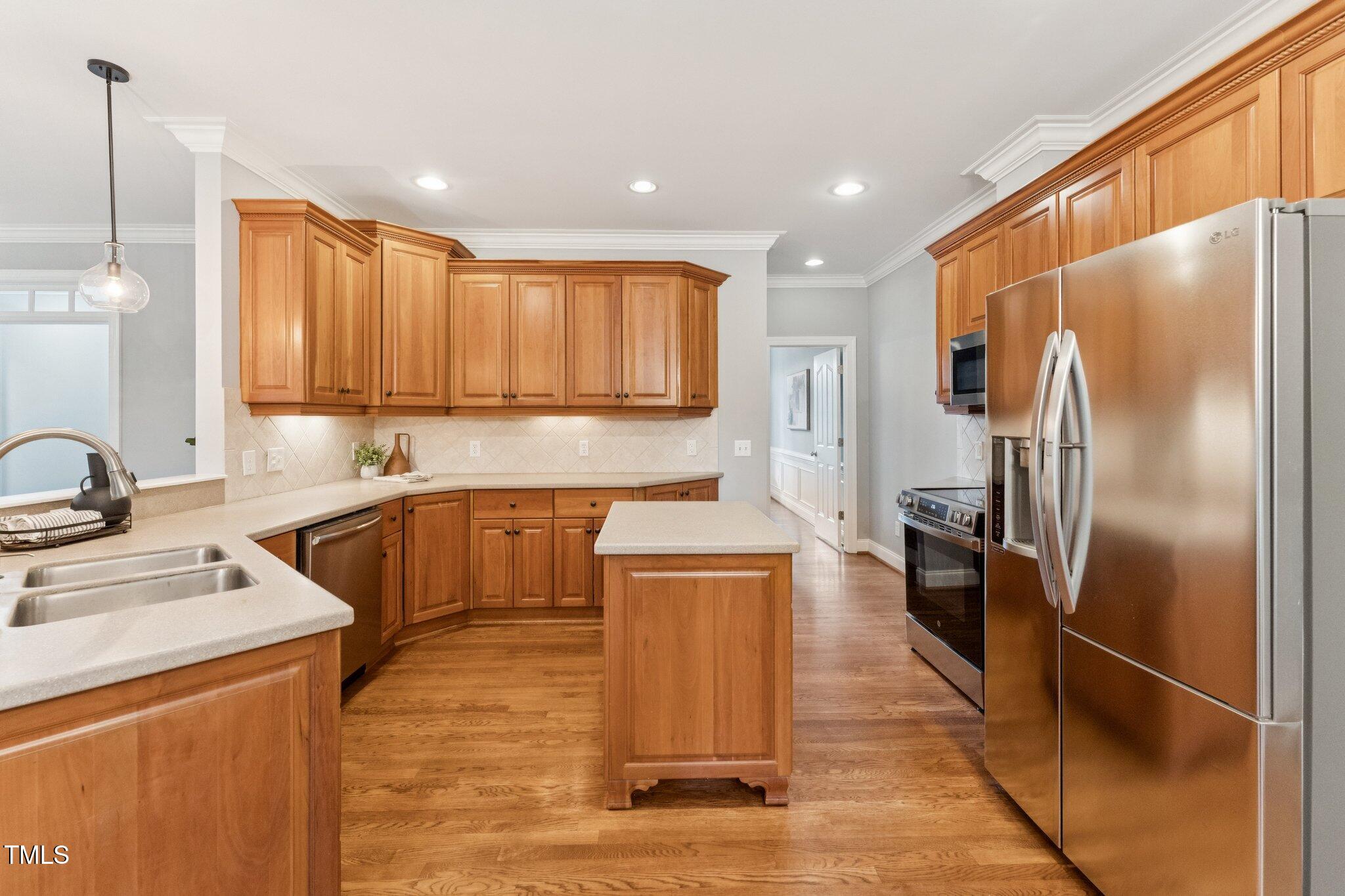 325 Wescott Ridge Drive Property Photo 14