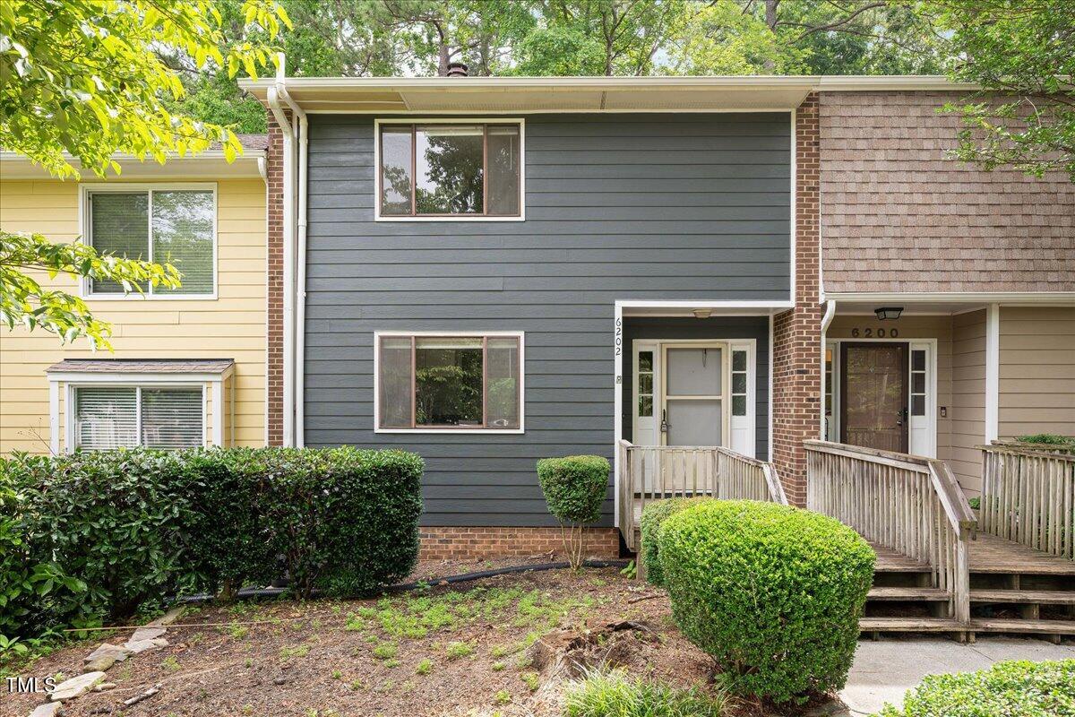 6202 Dixon Drive Property Photo 1