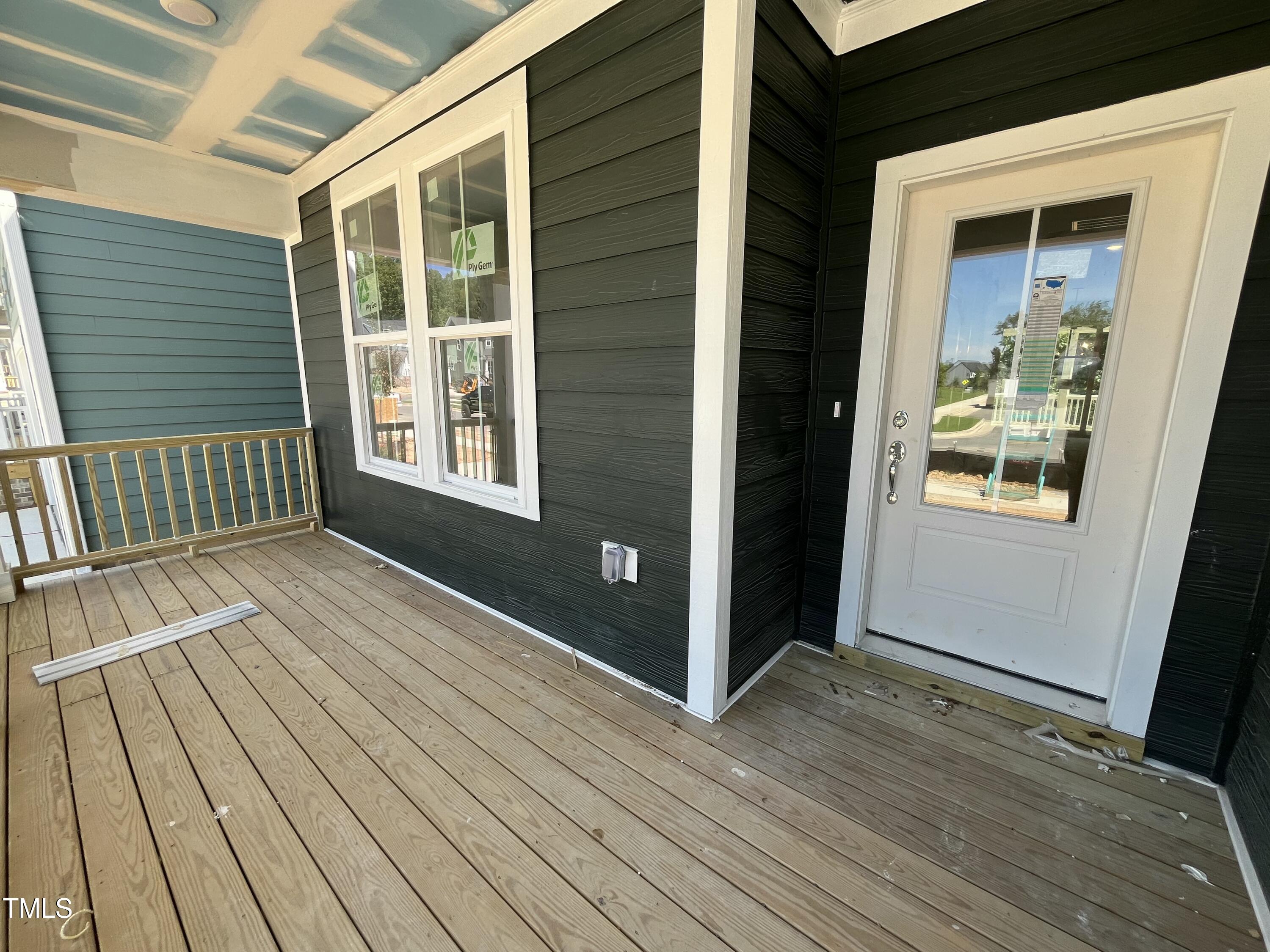 1601 Merry Meadow Way Property Photo 3