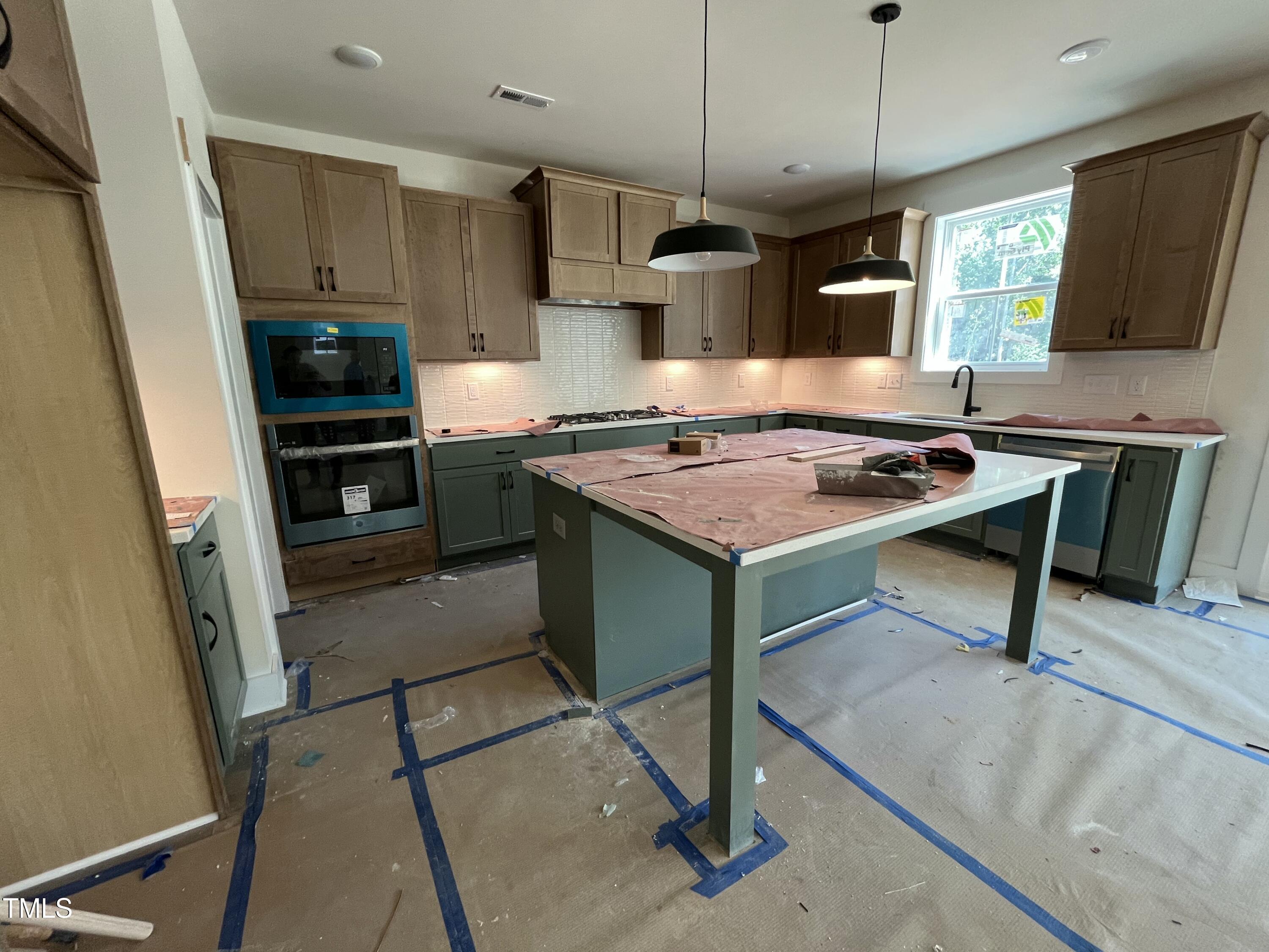1601 Merry Meadow Way Property Photo 4