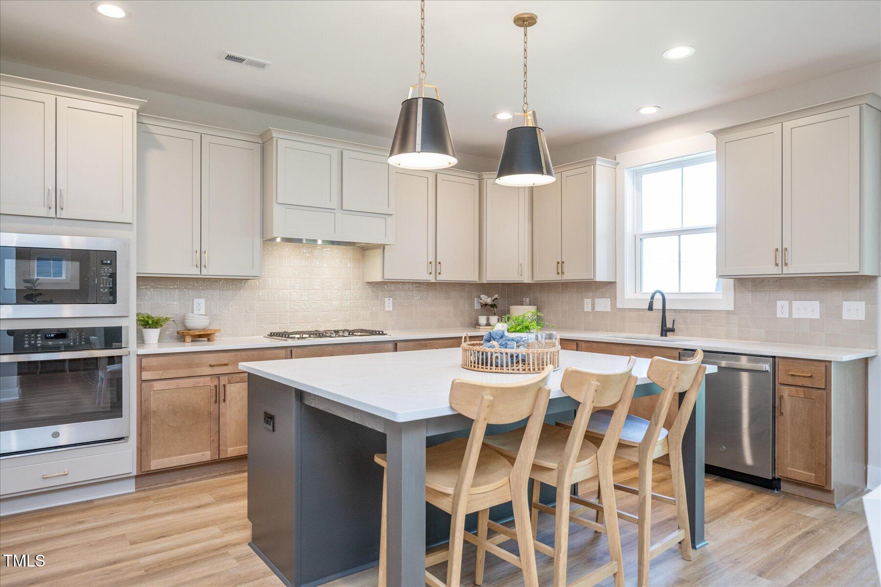 1601 Merry Meadow Way Property Photo 19