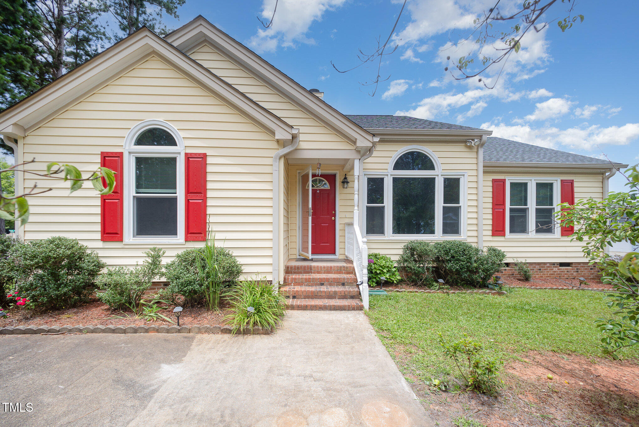 220 Needle Park Drive Property Photo 1