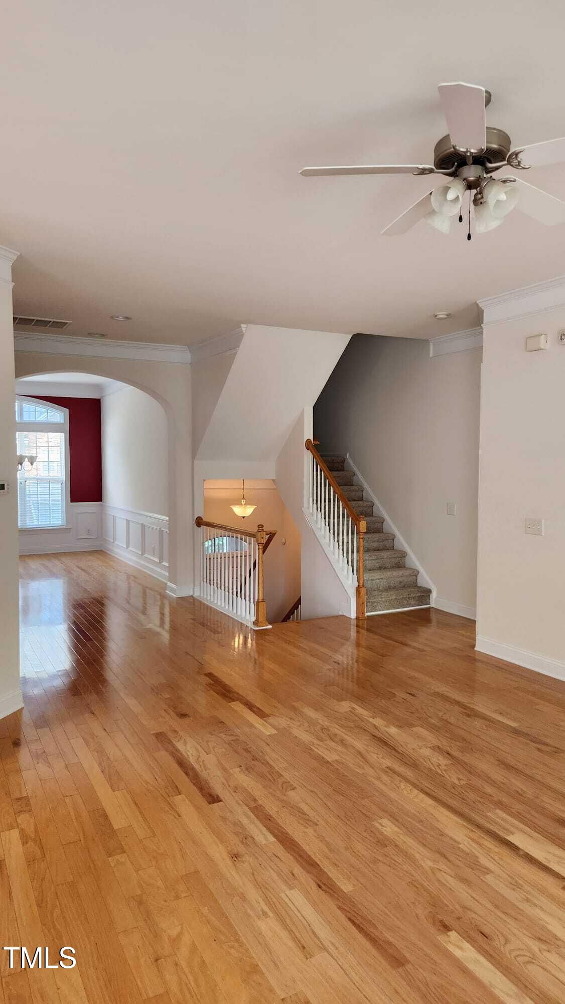 1016 Dotson Way Property Photo 15