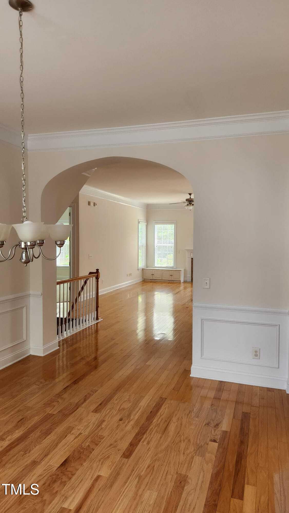 1016 Dotson Way Property Photo 19